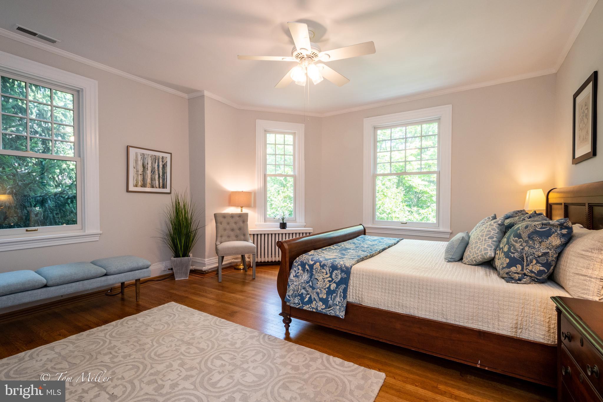 ROLAND PARK - Residential