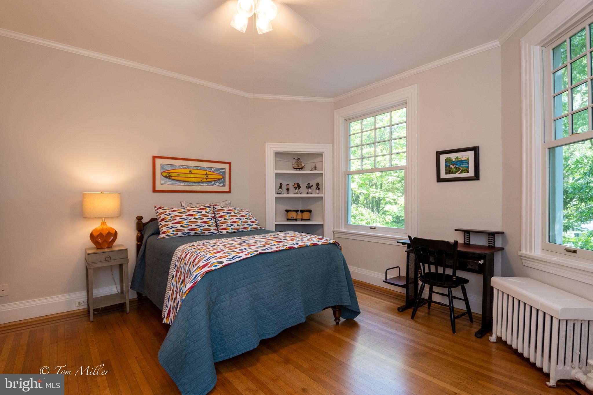 ROLAND PARK - Residential