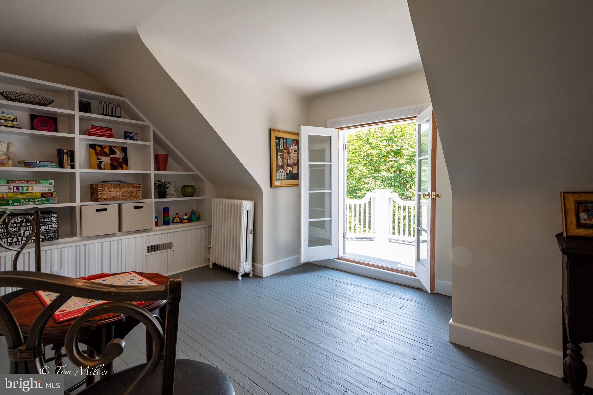 ROLAND PARK - Residential