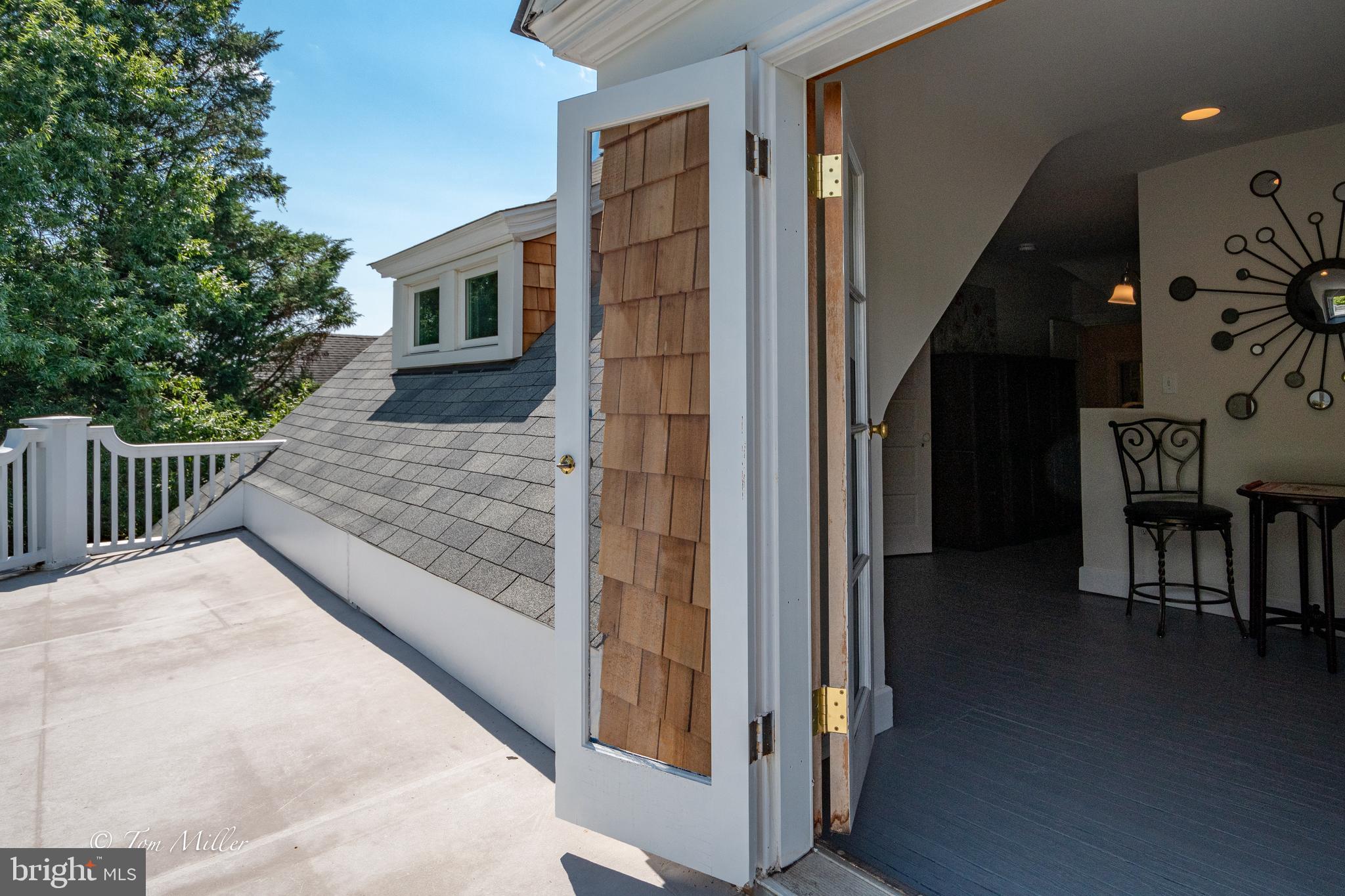 ROLAND PARK - Residential