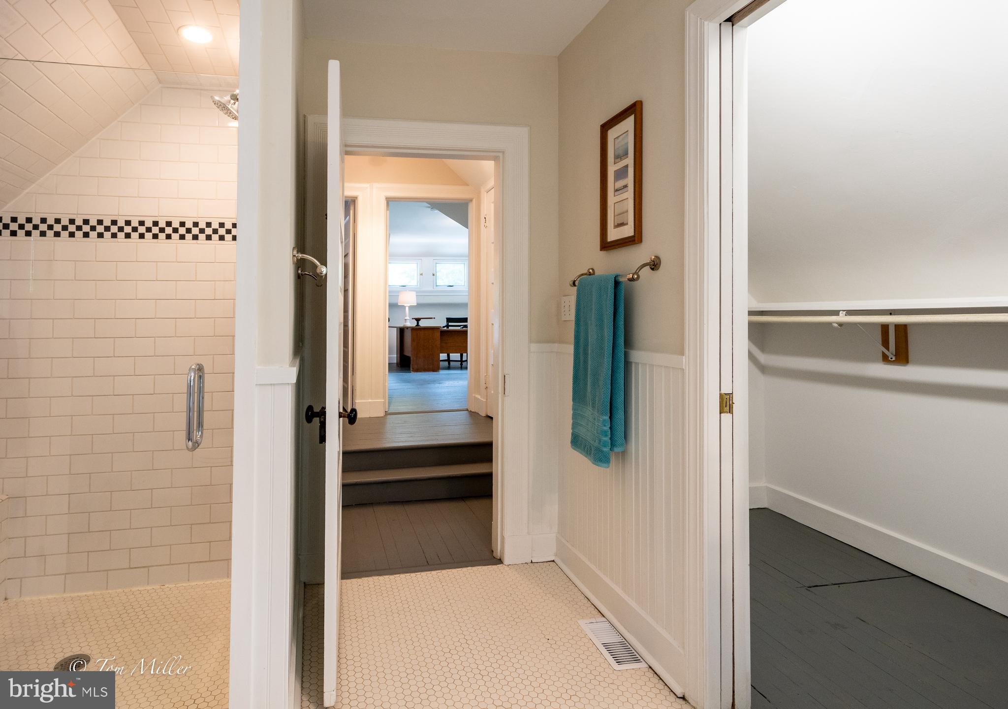 ROLAND PARK - Residential