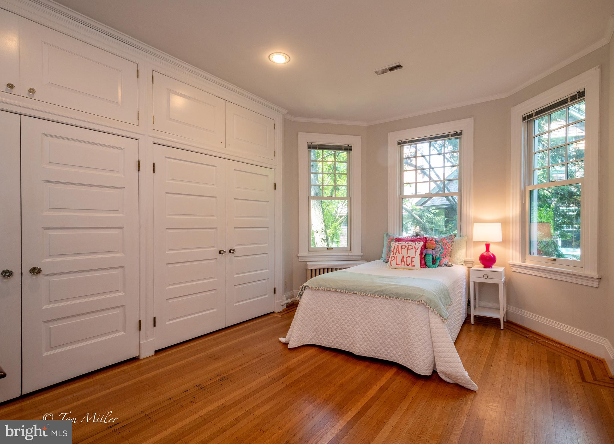 ROLAND PARK - Residential