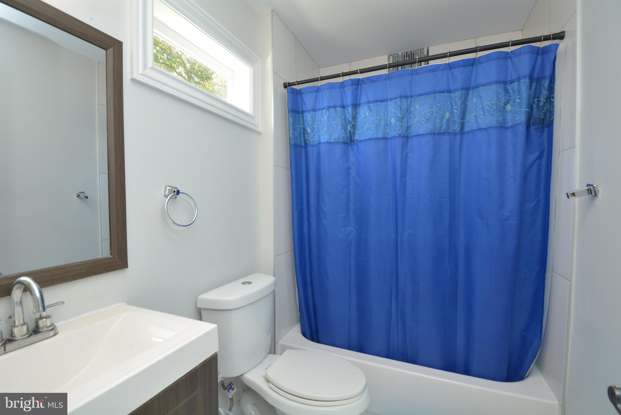 WINDSOR ESTATES - Residential