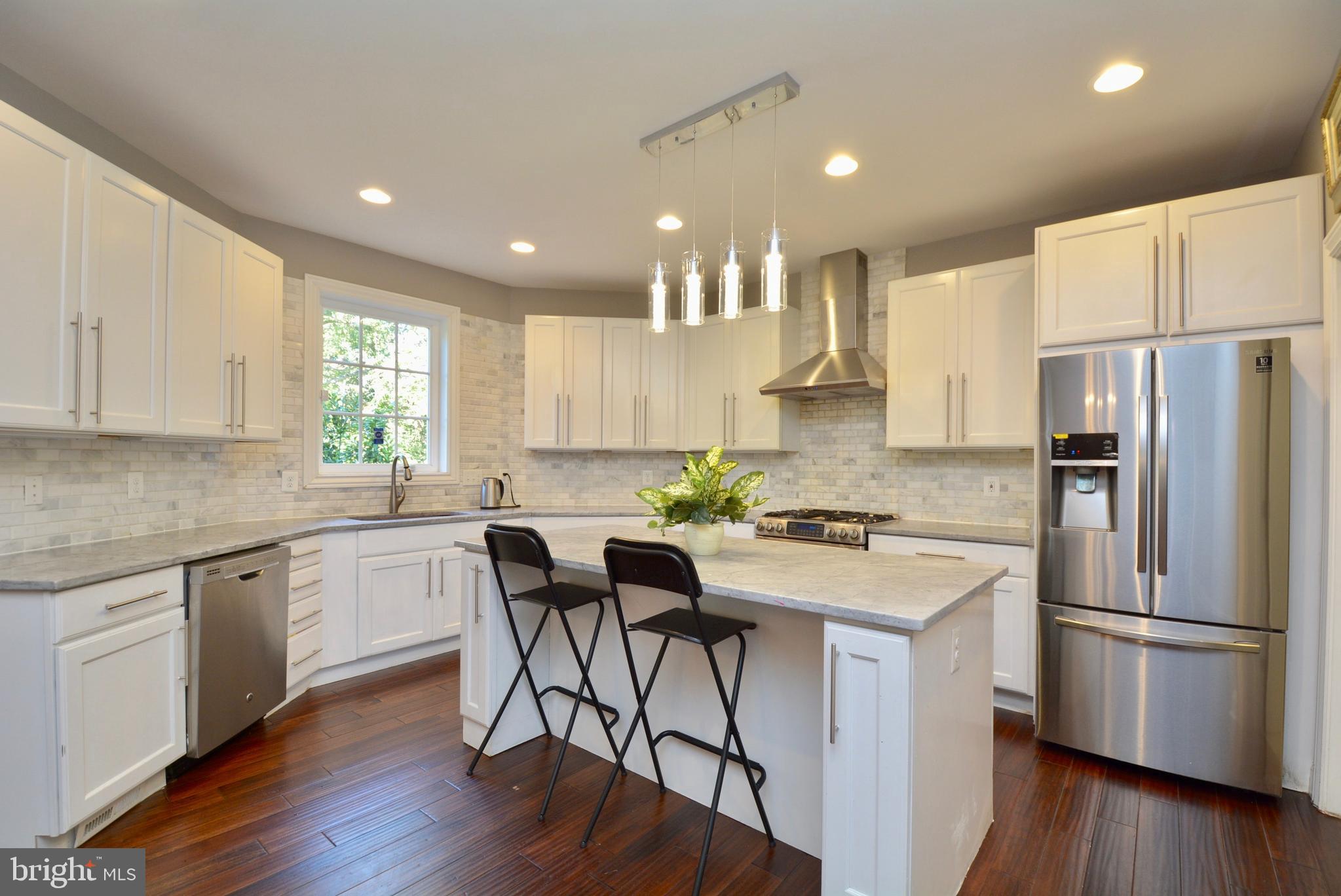 WINDSOR ESTATES - Residential