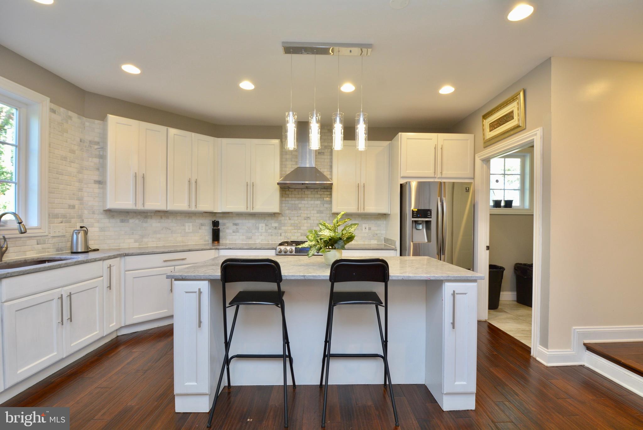 WINDSOR ESTATES - Residential