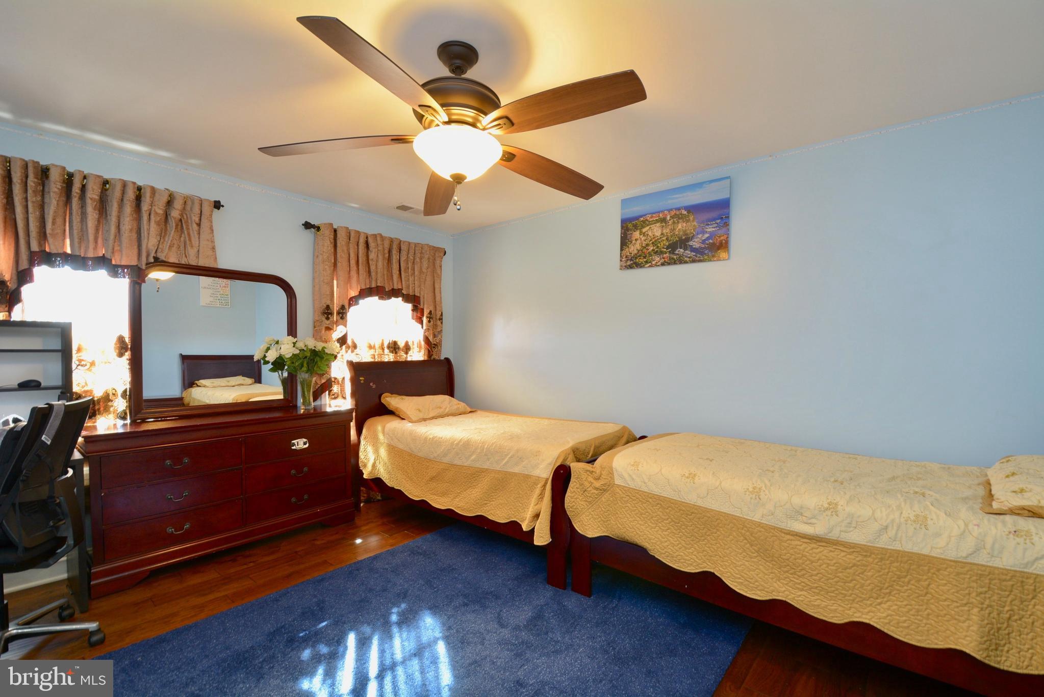 WINDSOR ESTATES - Residential