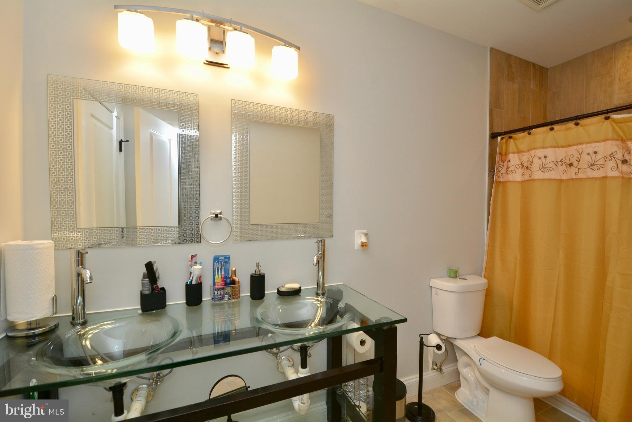 WINDSOR ESTATES - Residential