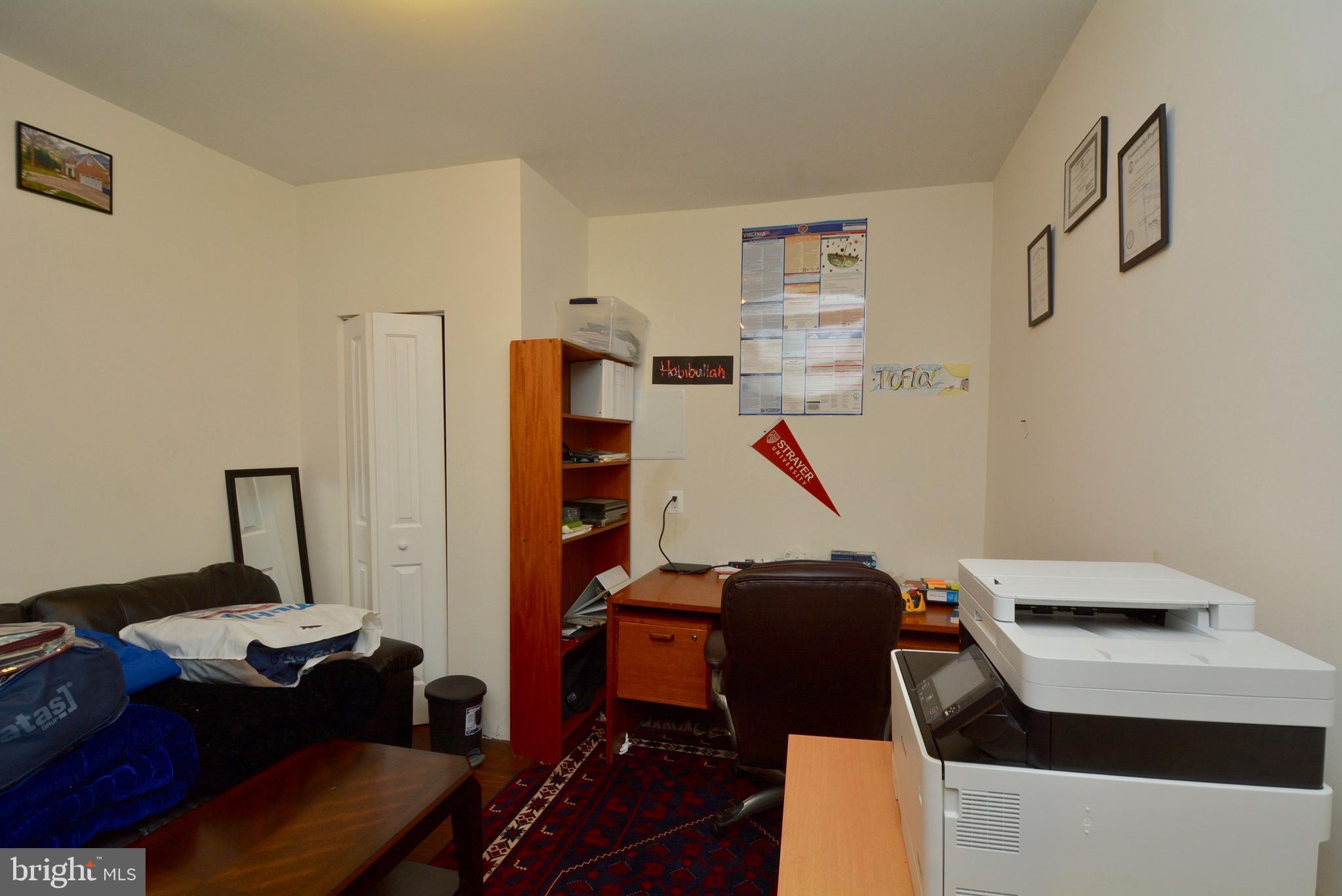 WINDSOR ESTATES - Residential