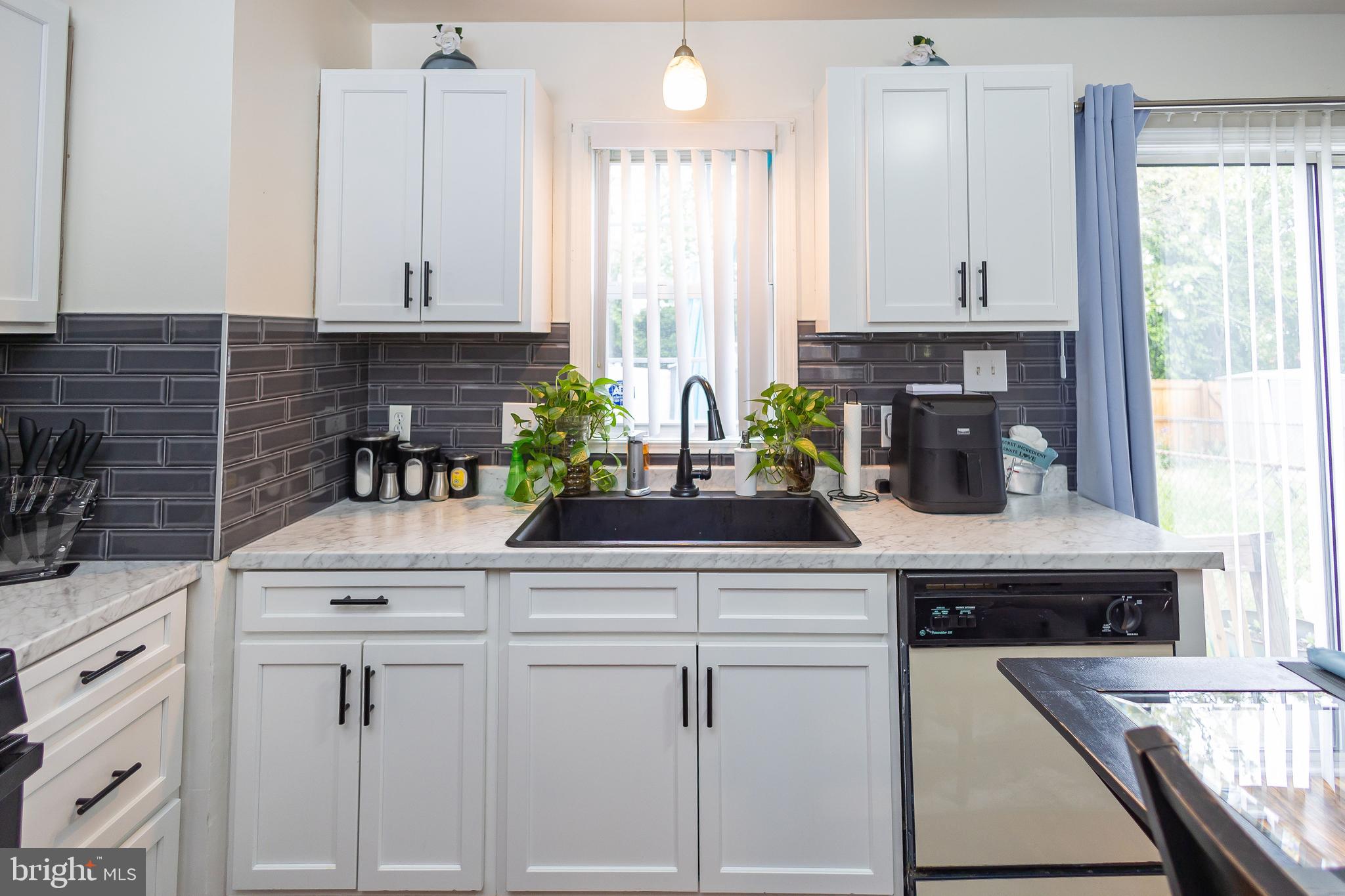 CHERRY HILL - Residential