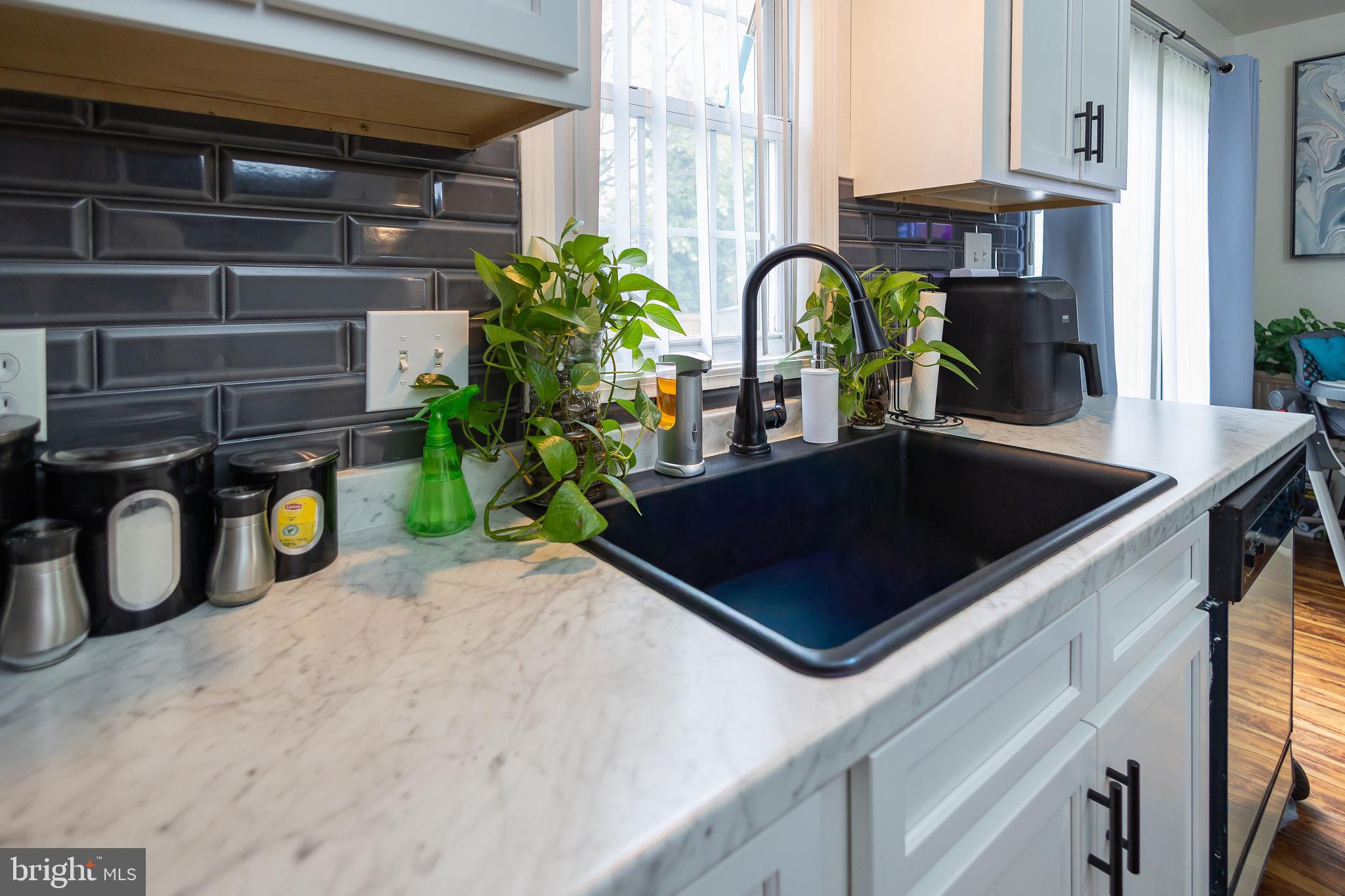 CHERRY HILL - Residential