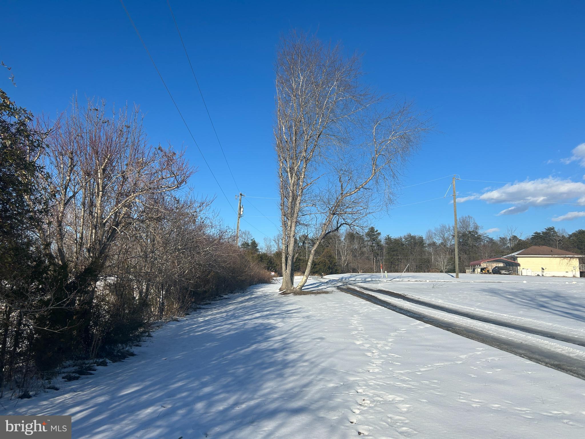 GRANCH ACRES - Land