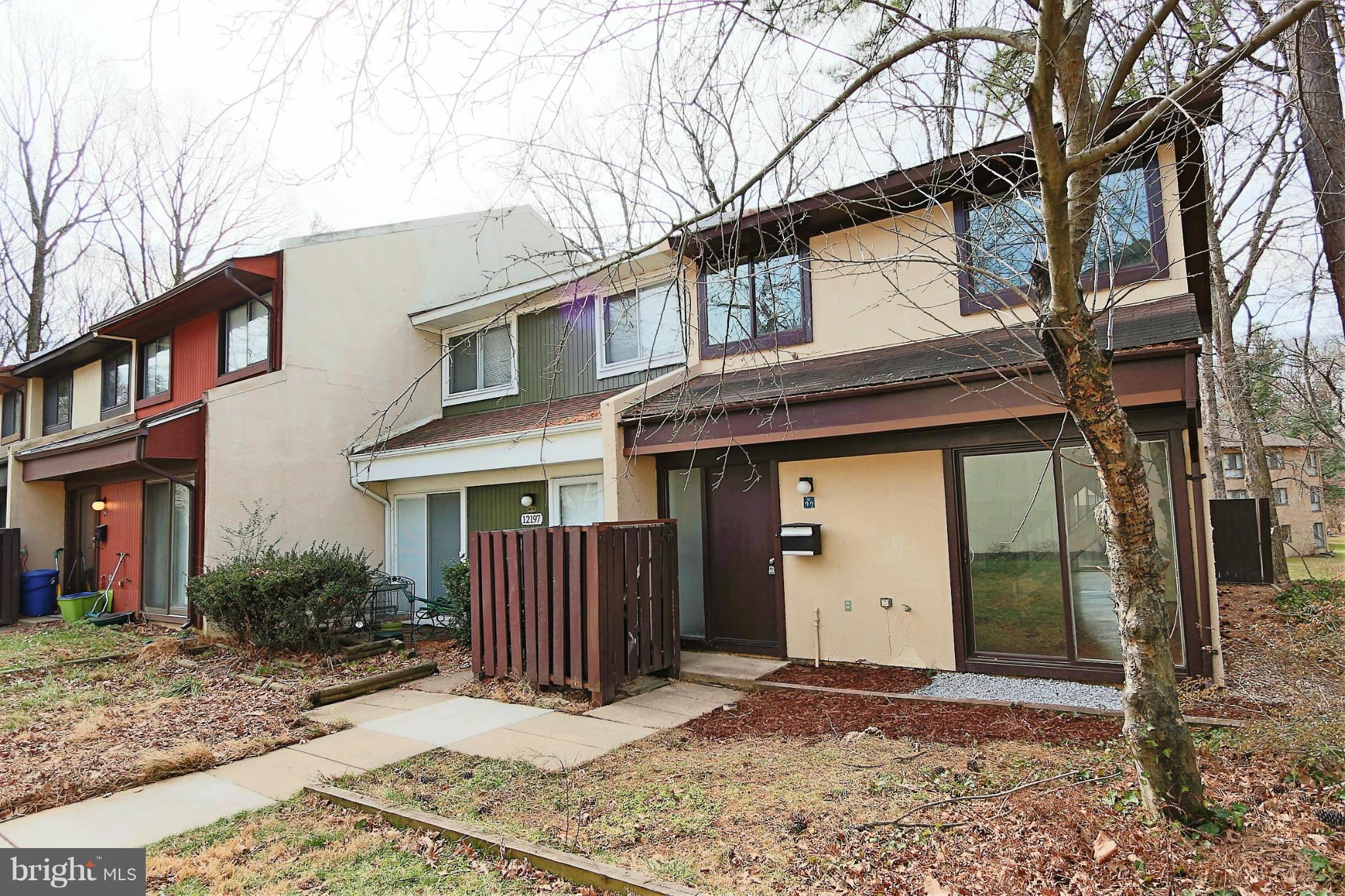 RESTON - Residential