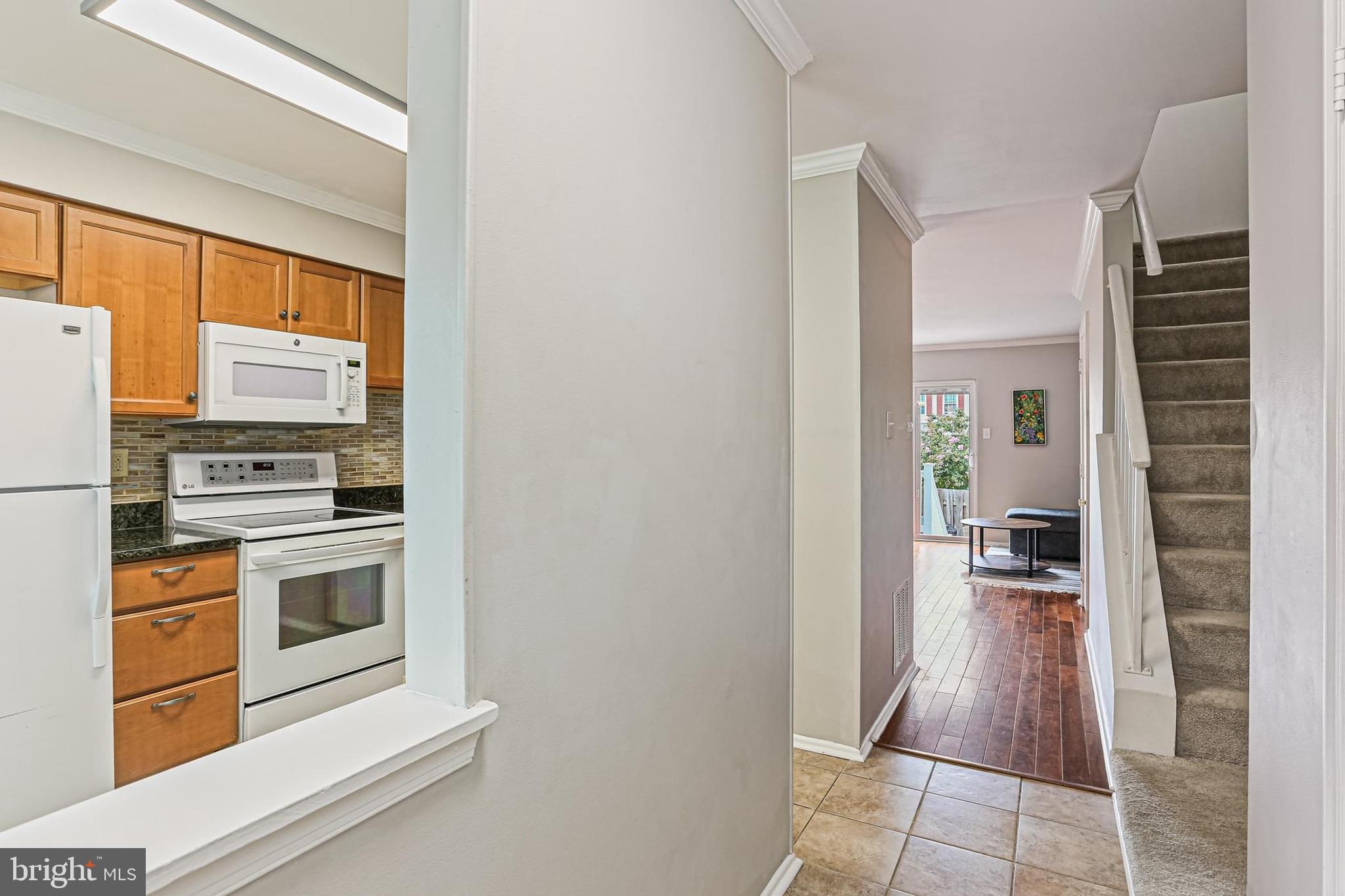 6946 DUCKETTS LANE 41-1