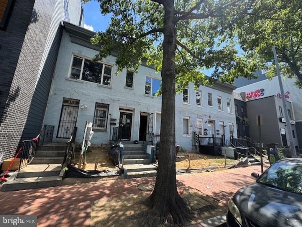 Photo of 3115 Georgia Avenue NW, WASHINGTON, DC 20010 (MLS # DCDC2223538)