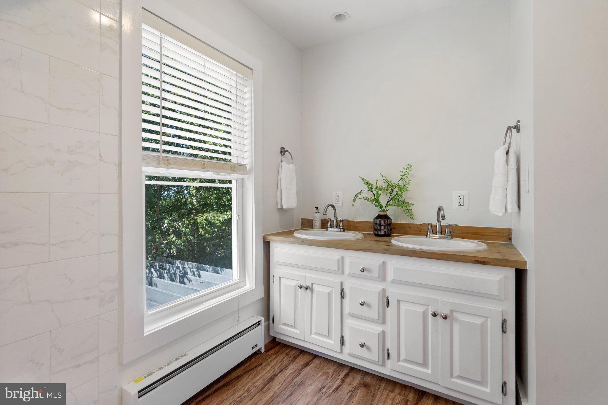 GAINES SUBD - Residential