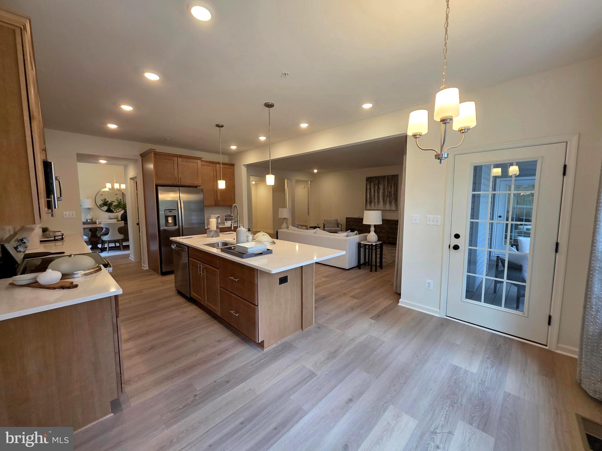 SUNSET VIEW - Residential