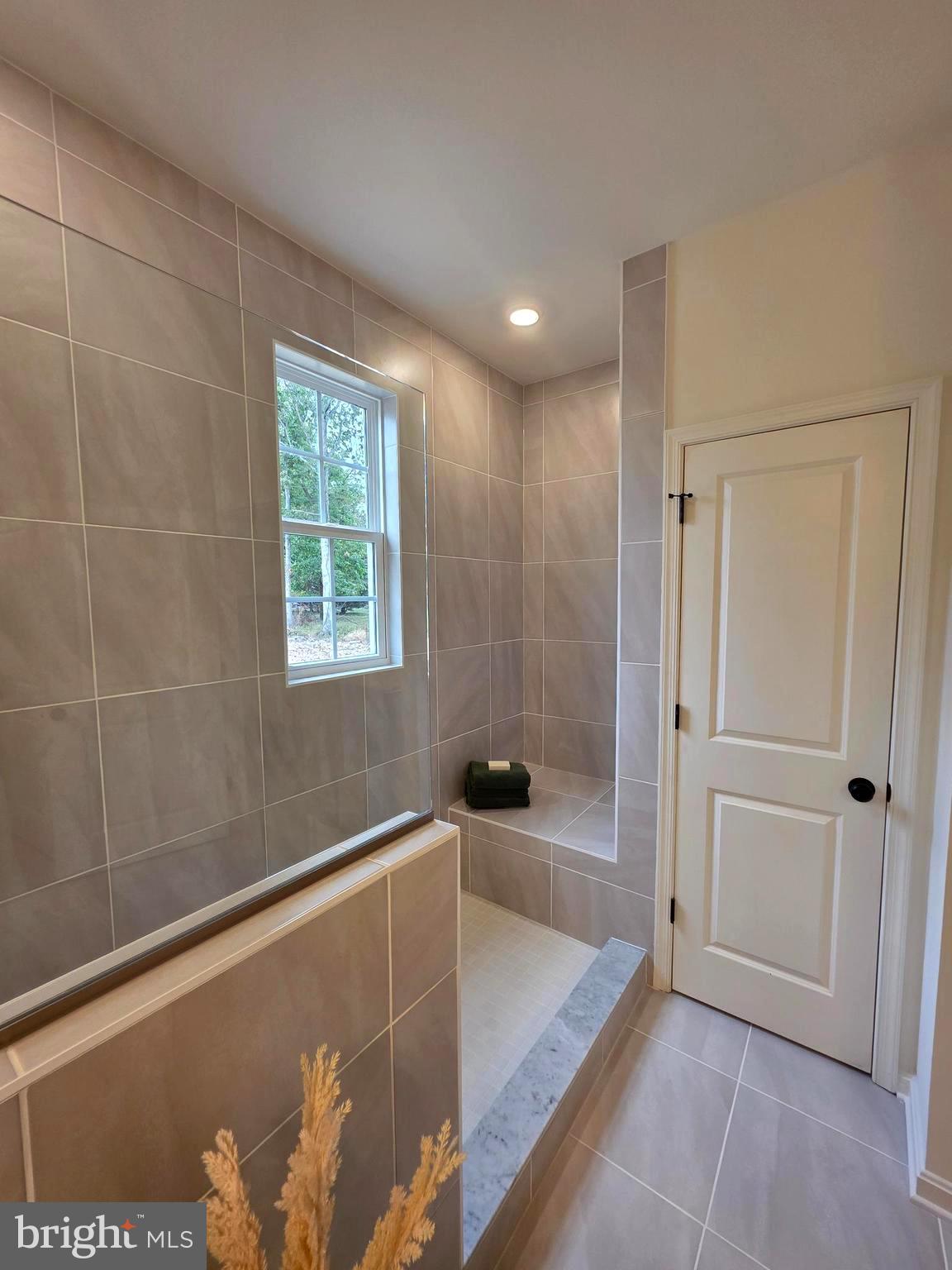 SUNSET VIEW - Residential