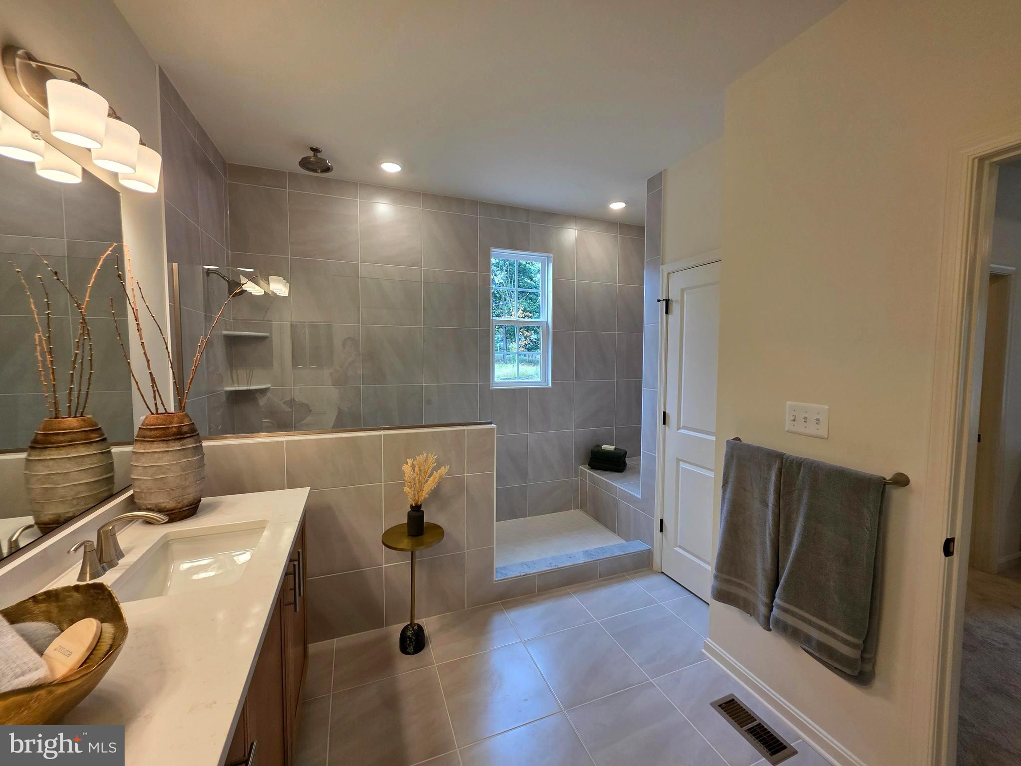 SUNSET VIEW - Residential