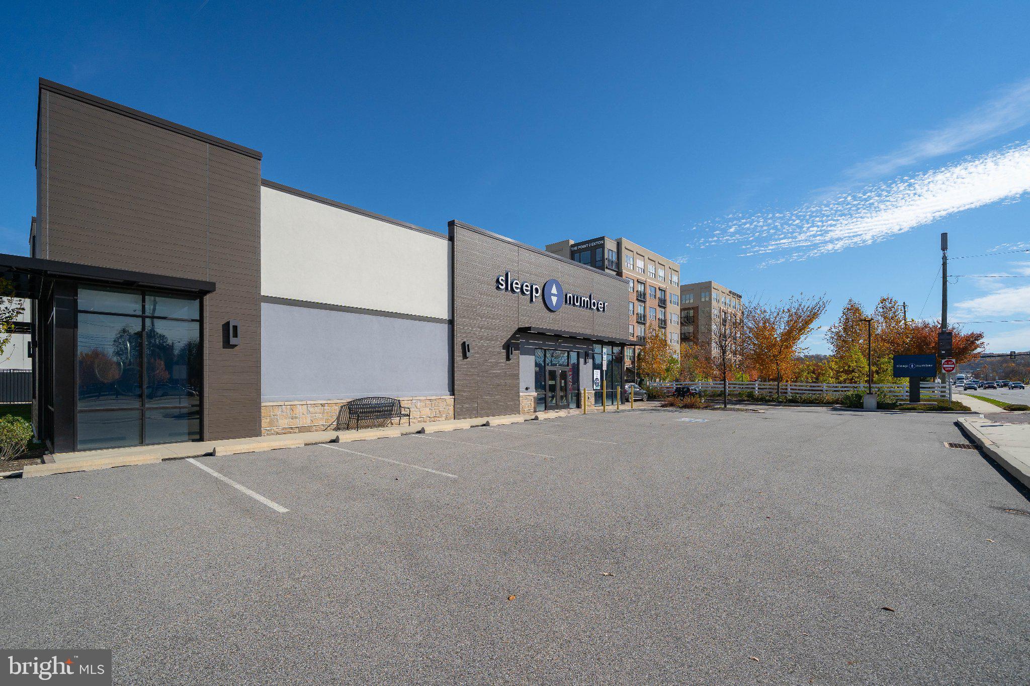215 N POTTSTOWN PIKE