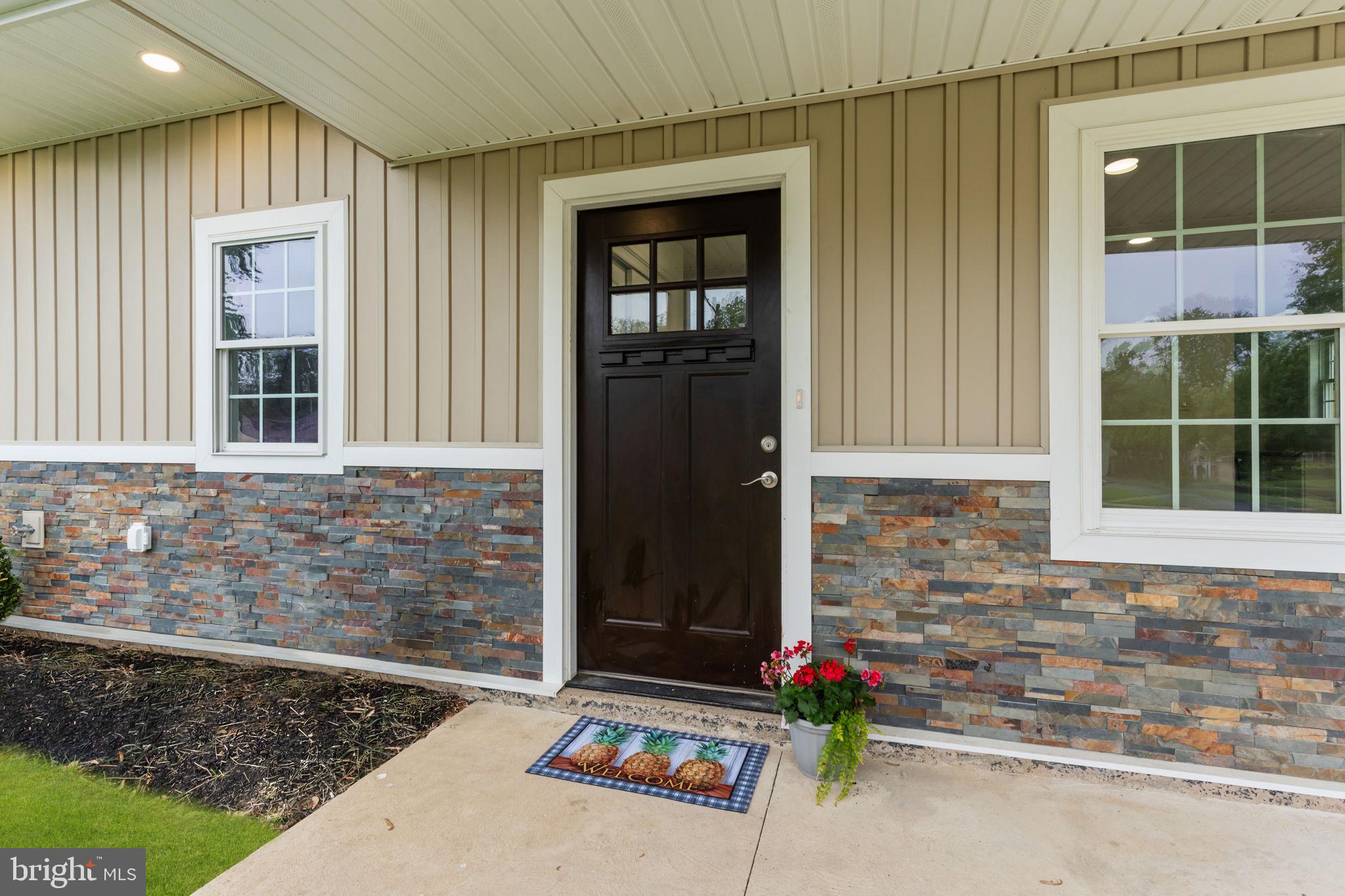 2764 BELLVIEW DRIVE