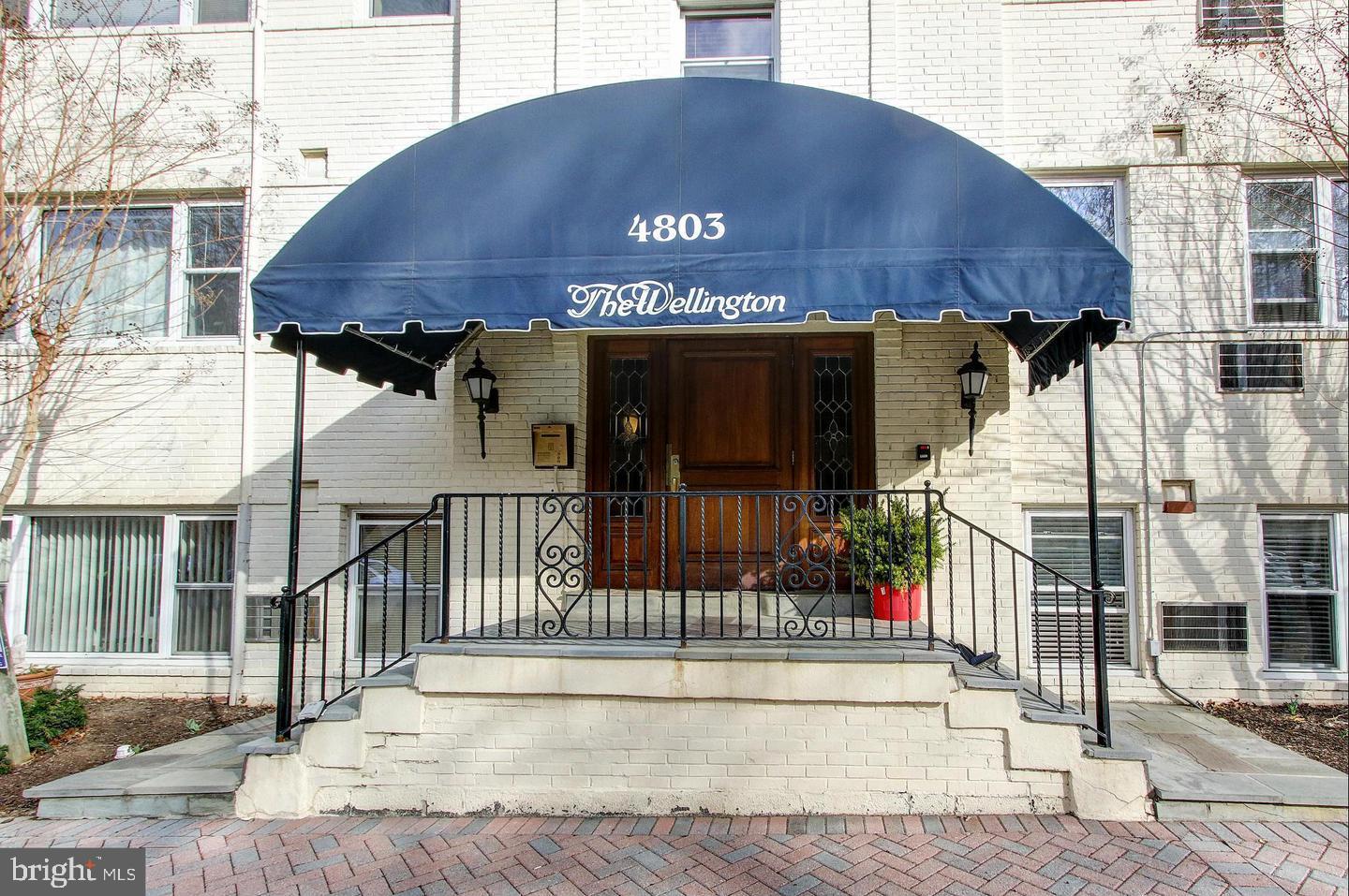 THE WELLINGTON - Residential