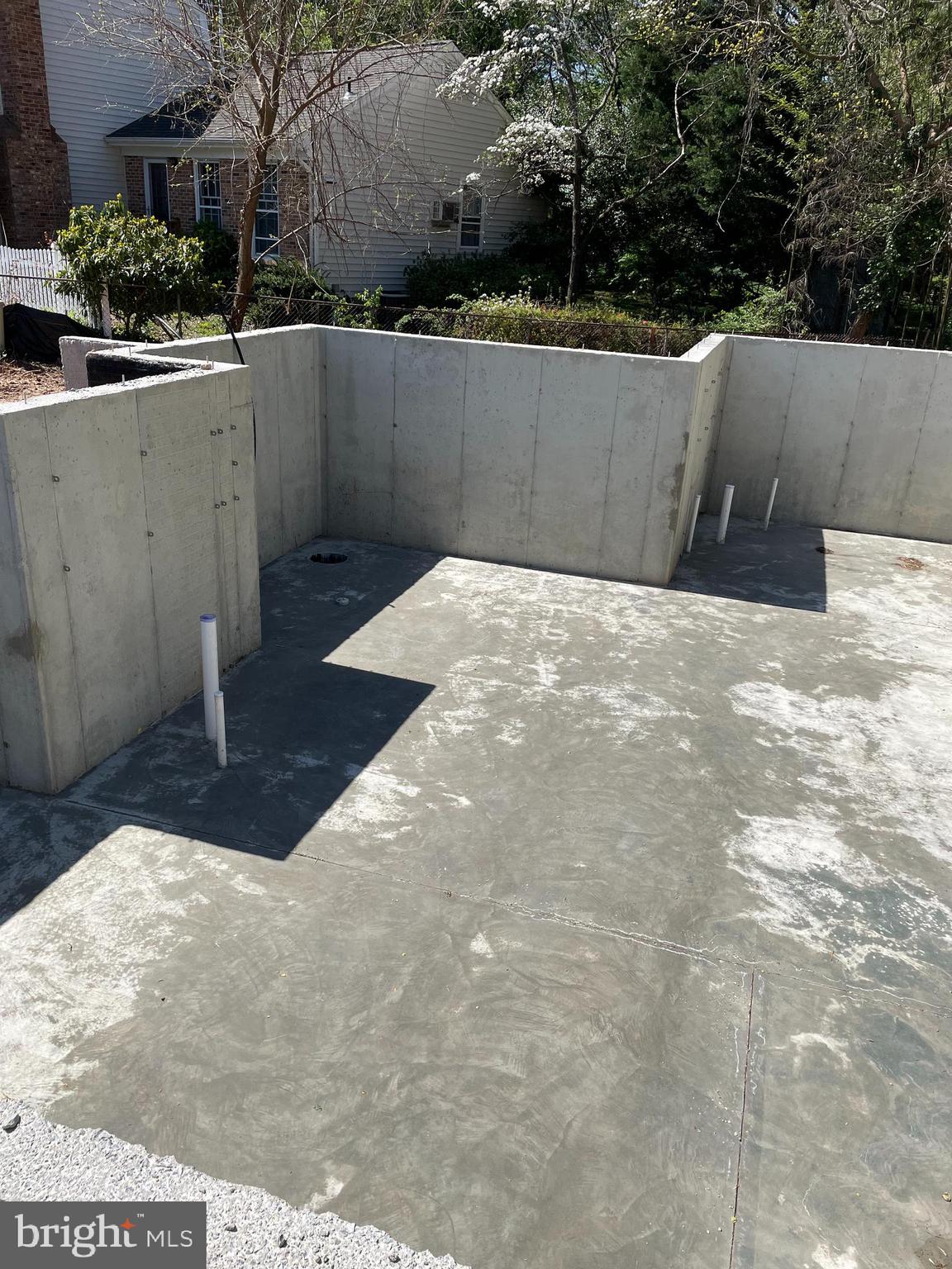 COURTHOUSE SQUARE - Residential