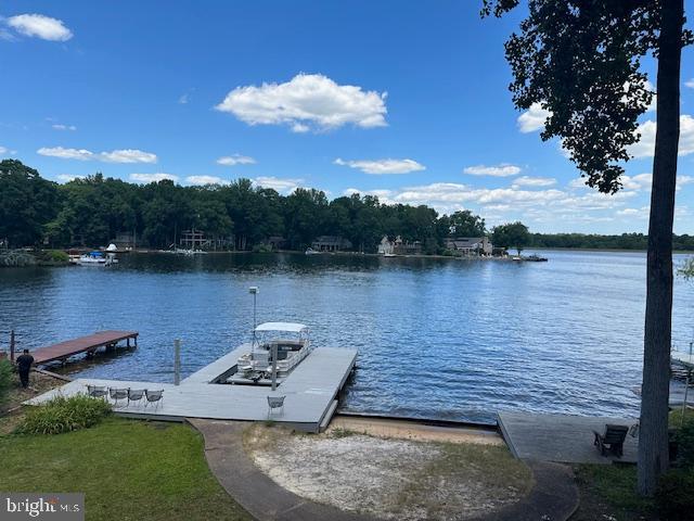 LAKE OF THE WOODS - Residential