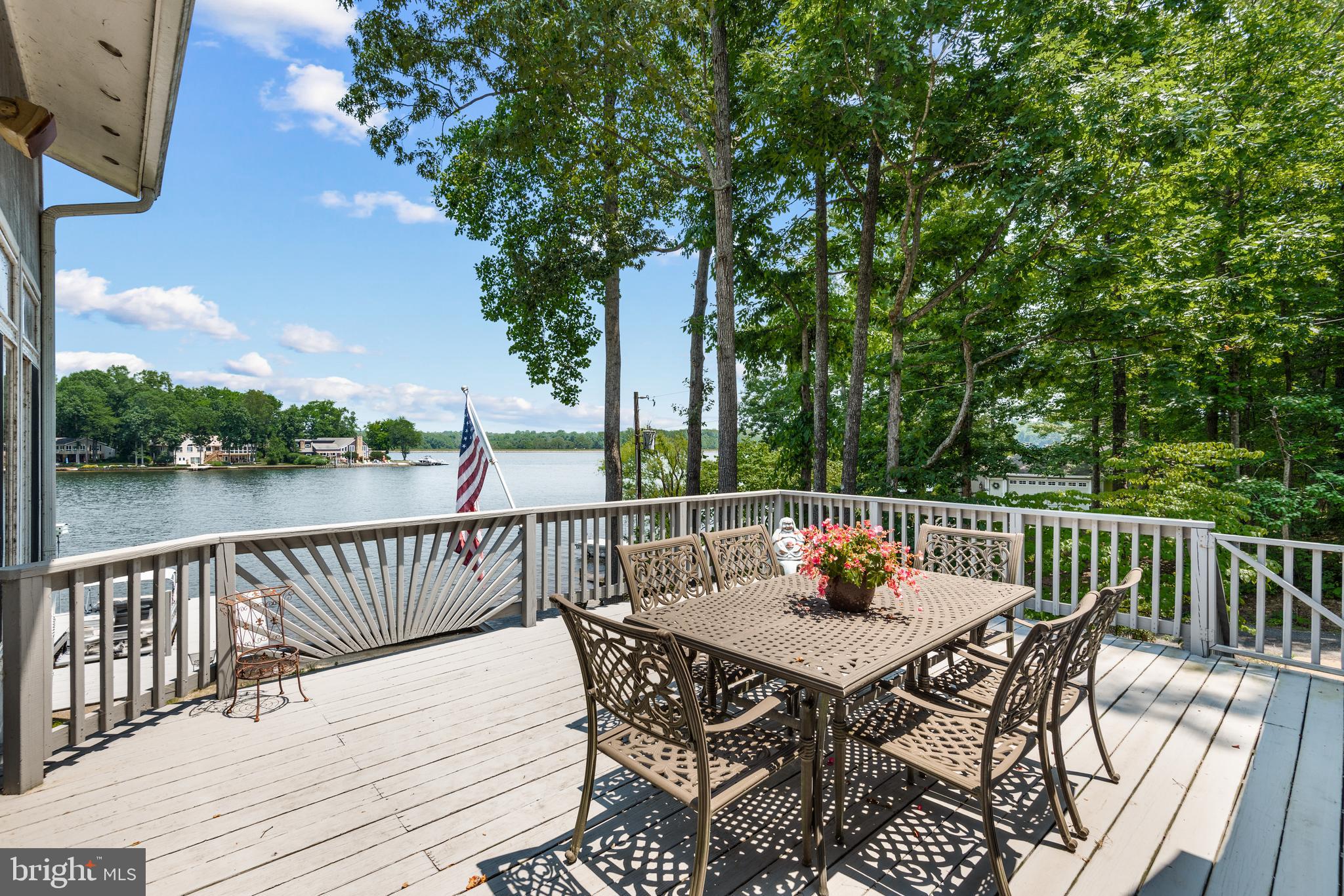 LAKE OF THE WOODS - Residential