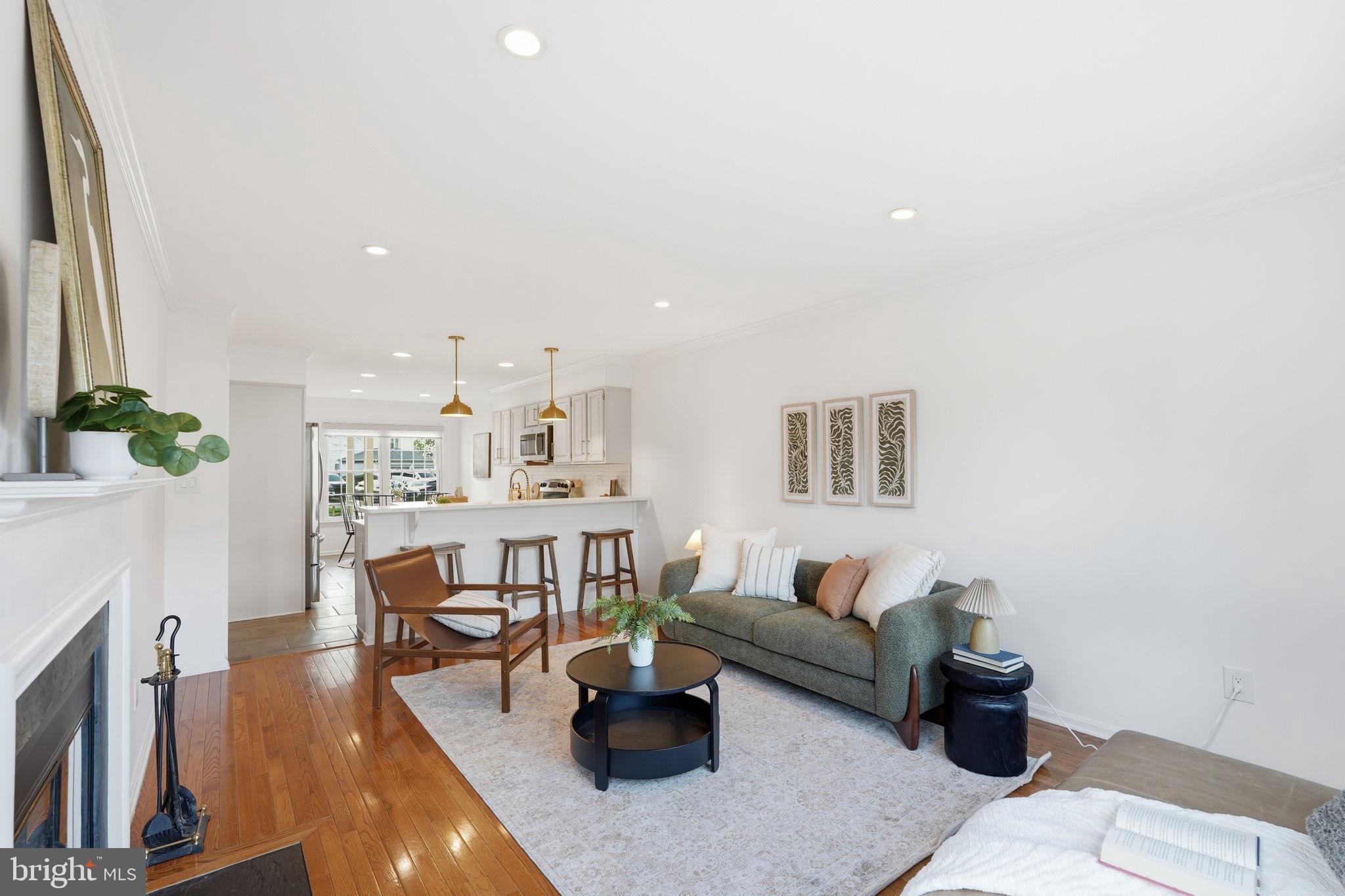 GABLE FIELD - Residential