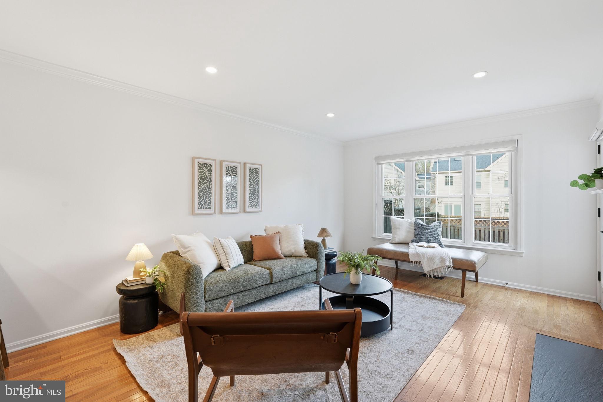 GABLE FIELD - Residential