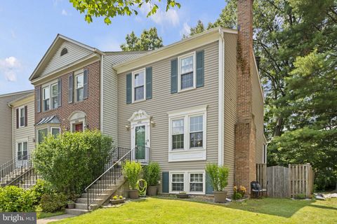 6082 CLAY SPUR COURT CENTREVILLE VA 20121