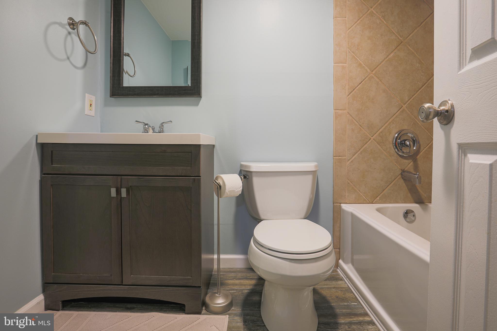 RIDGELY CHOICE - Residential