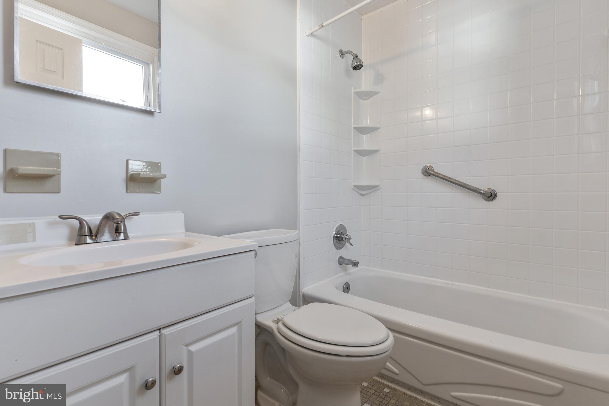 WILBURN ESTATES - Residential Lease