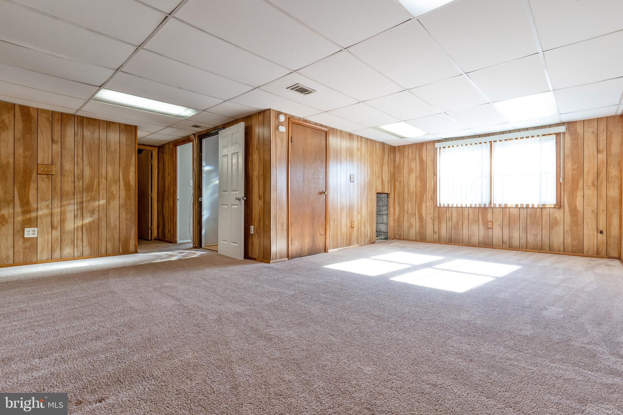 WILBURN ESTATES - Residential Lease