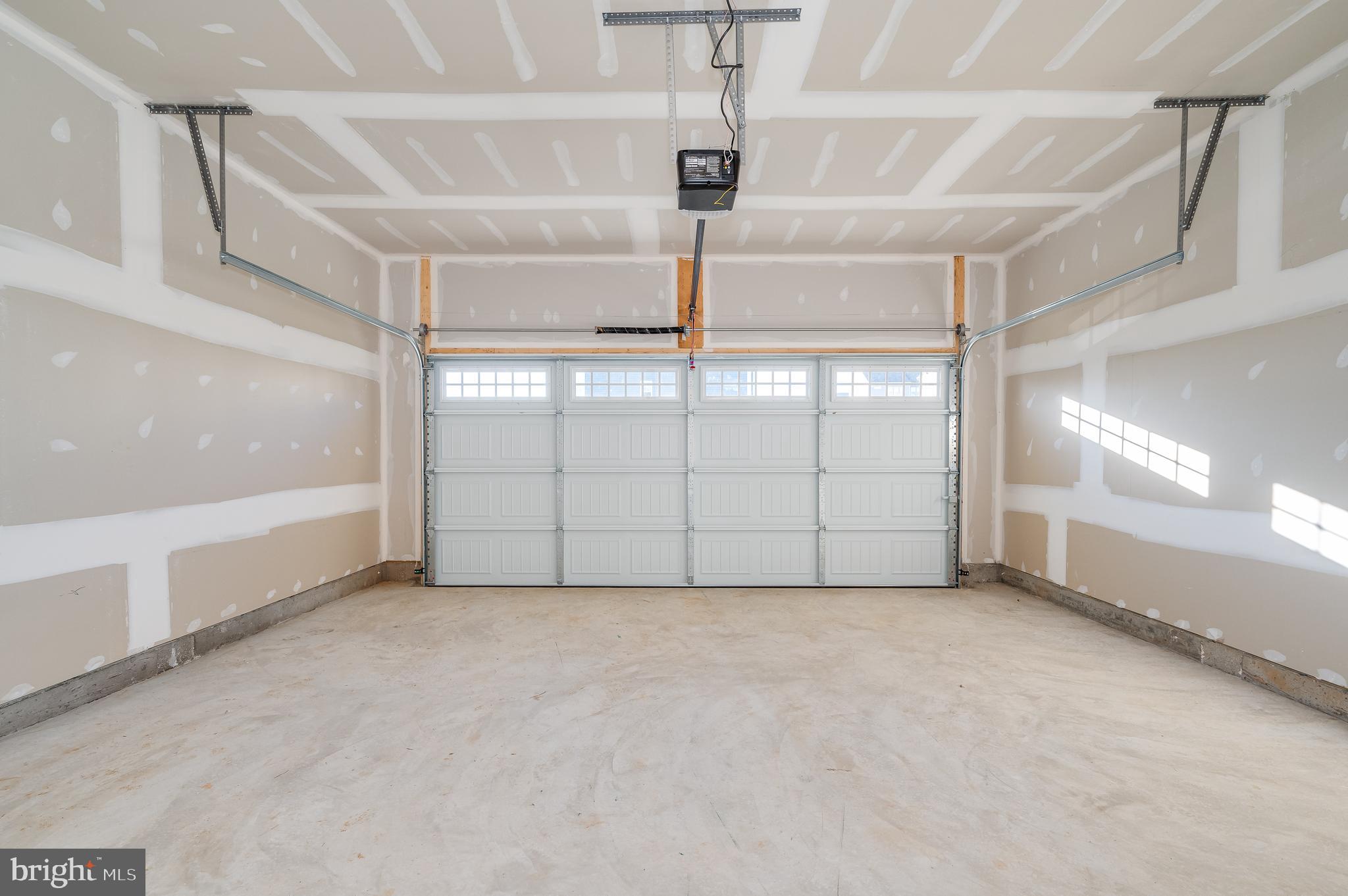 OVERLOOK AT RIVERSIDE - Residential Lease