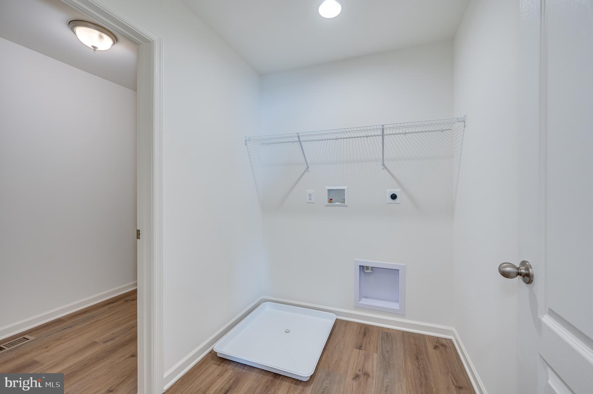 OVERLOOK AT RIVERSIDE - Residential Lease