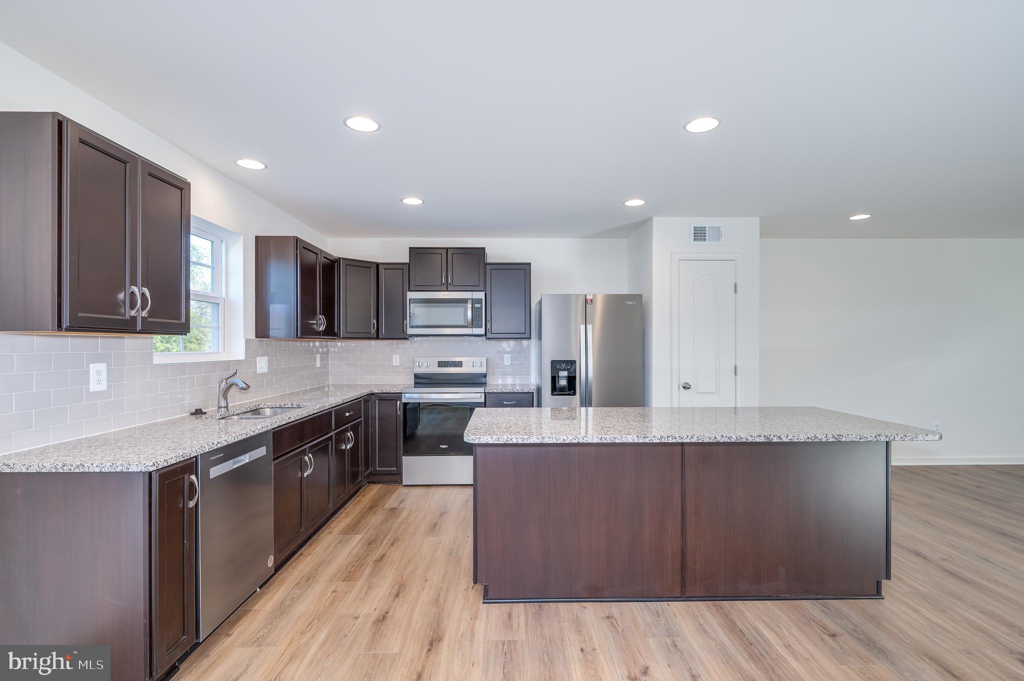 OVERLOOK AT RIVERSIDE - Residential Lease