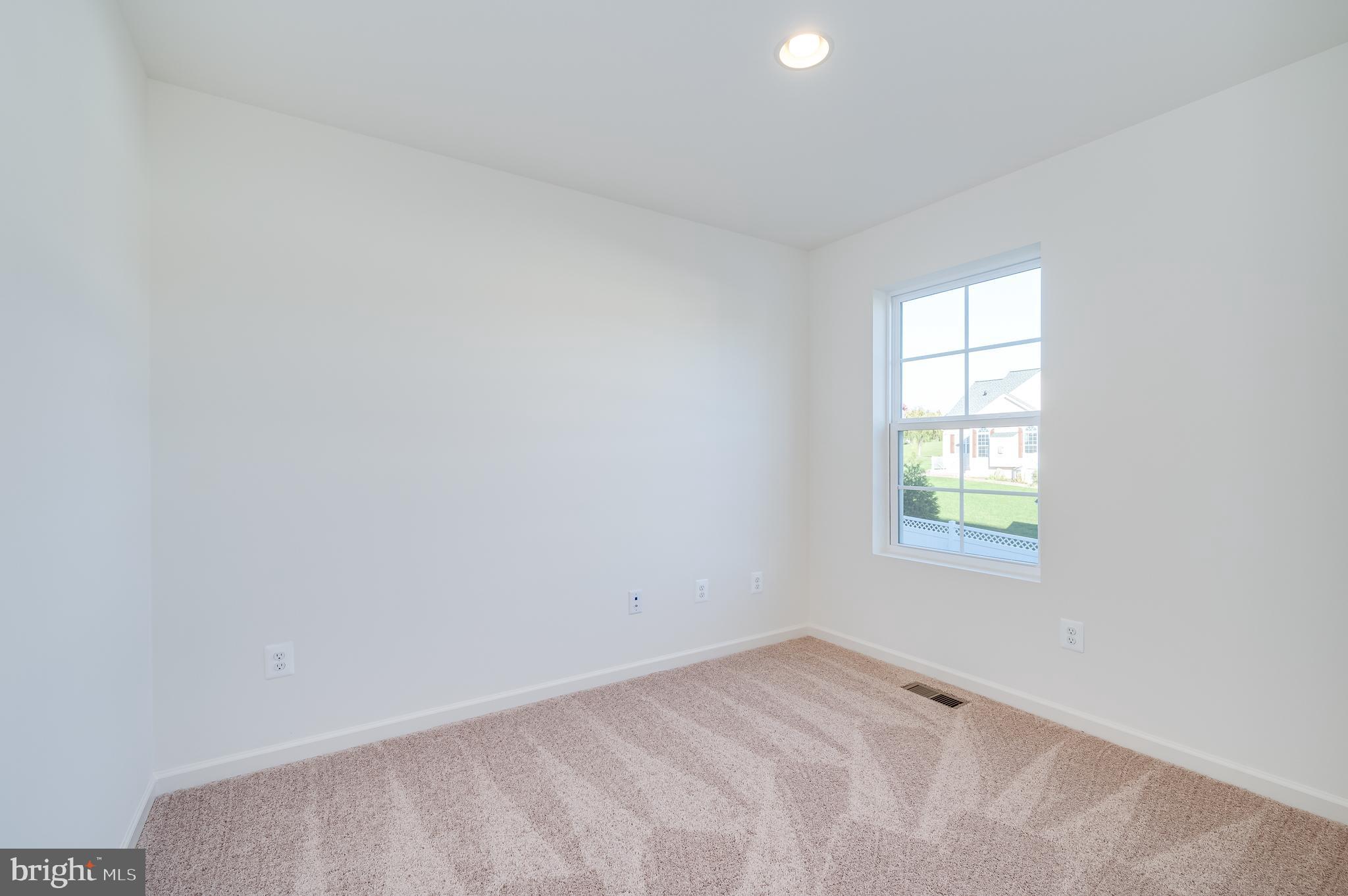 OVERLOOK AT RIVERSIDE - Residential Lease