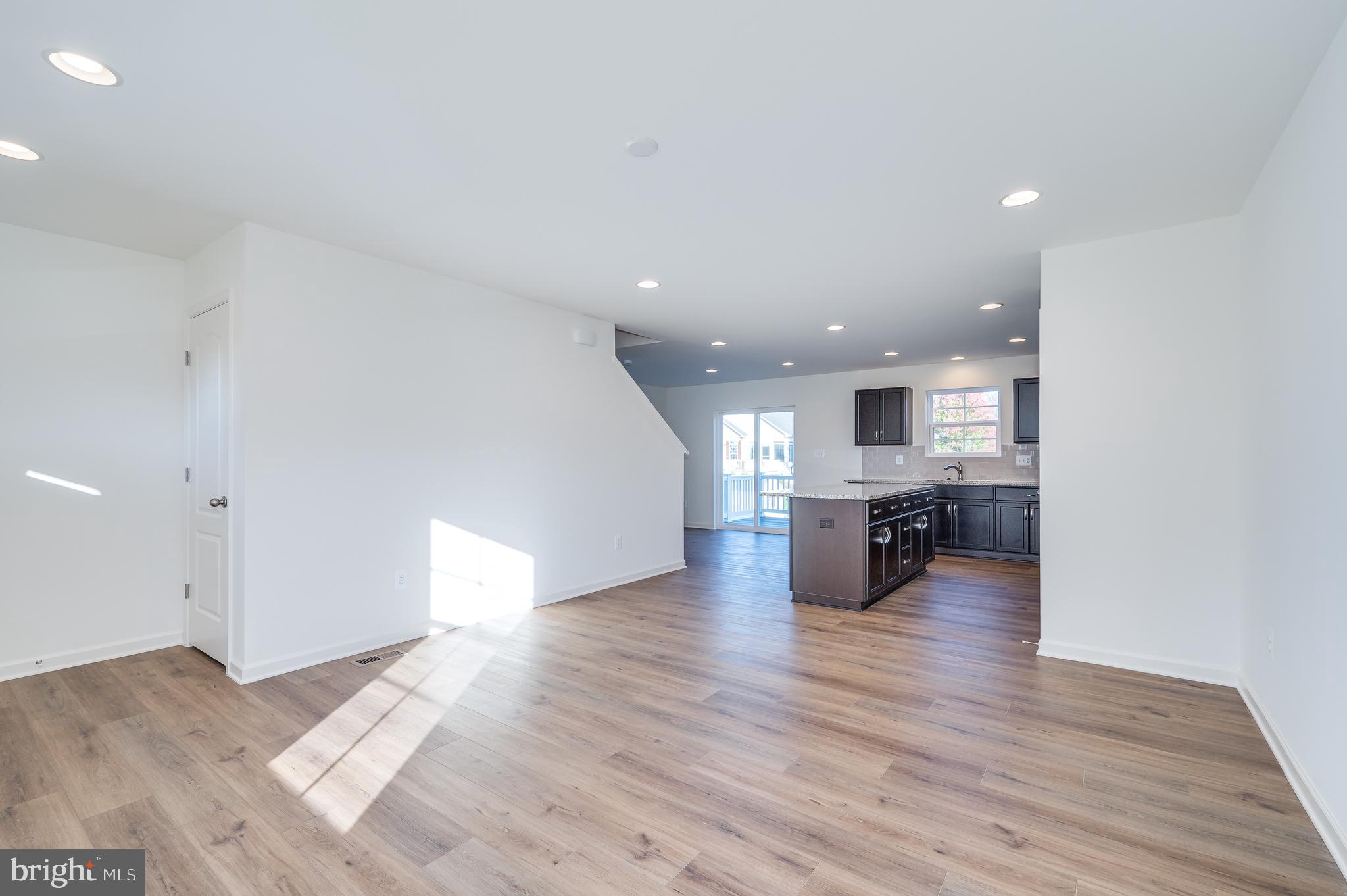 OVERLOOK AT RIVERSIDE - Residential Lease