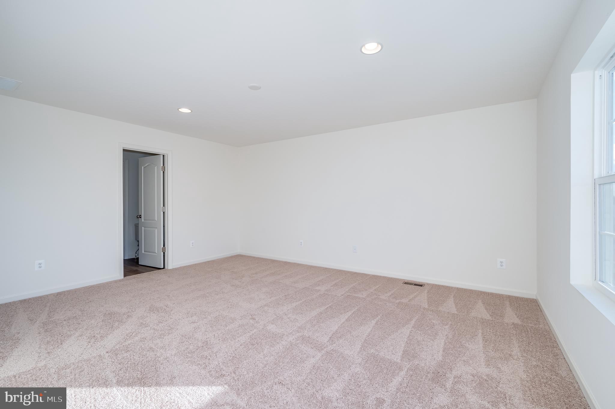 OVERLOOK AT RIVERSIDE - Residential Lease