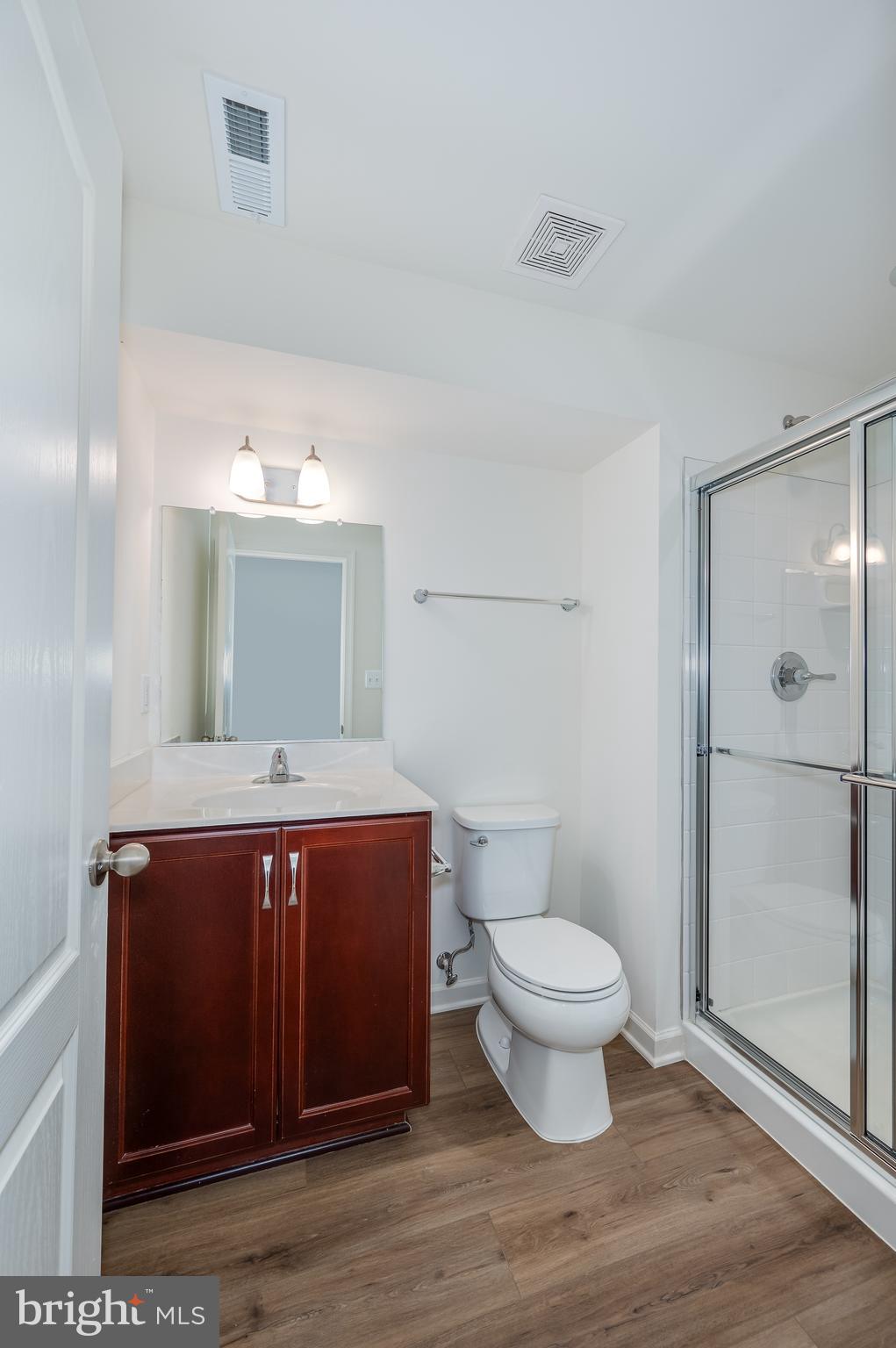 OVERLOOK AT RIVERSIDE - Residential Lease