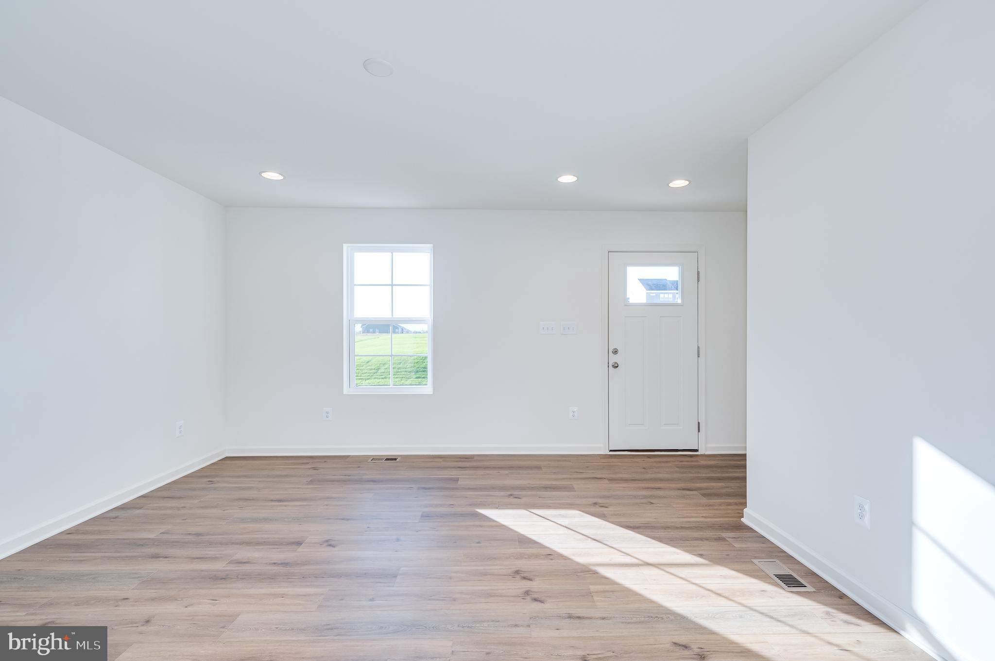 OVERLOOK AT RIVERSIDE - Residential Lease