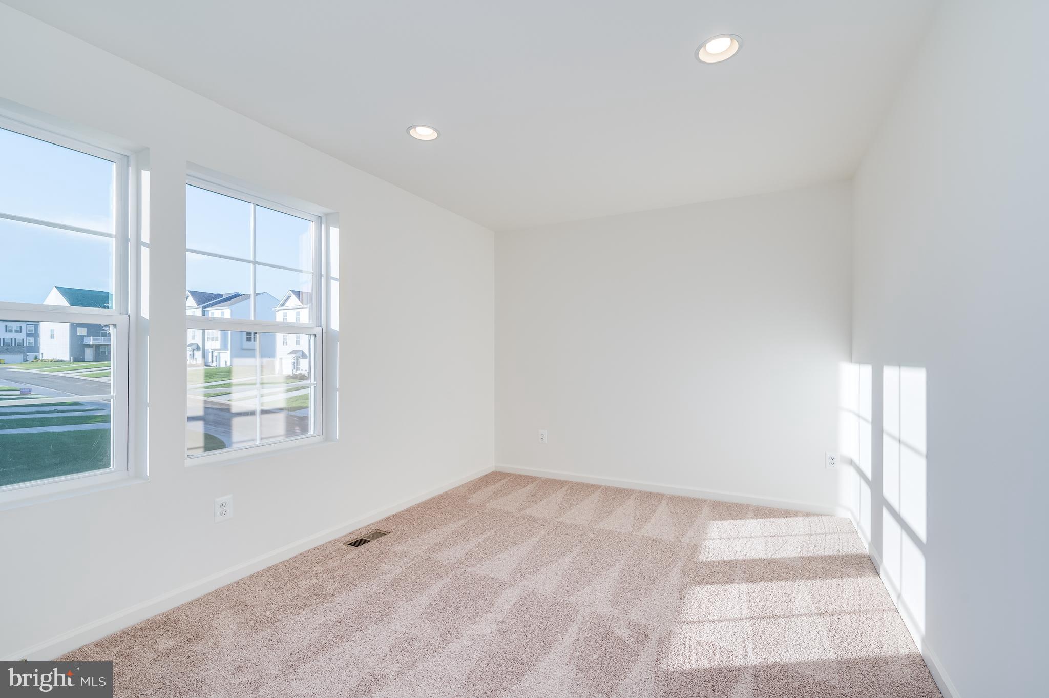 OVERLOOK AT RIVERSIDE - Residential Lease