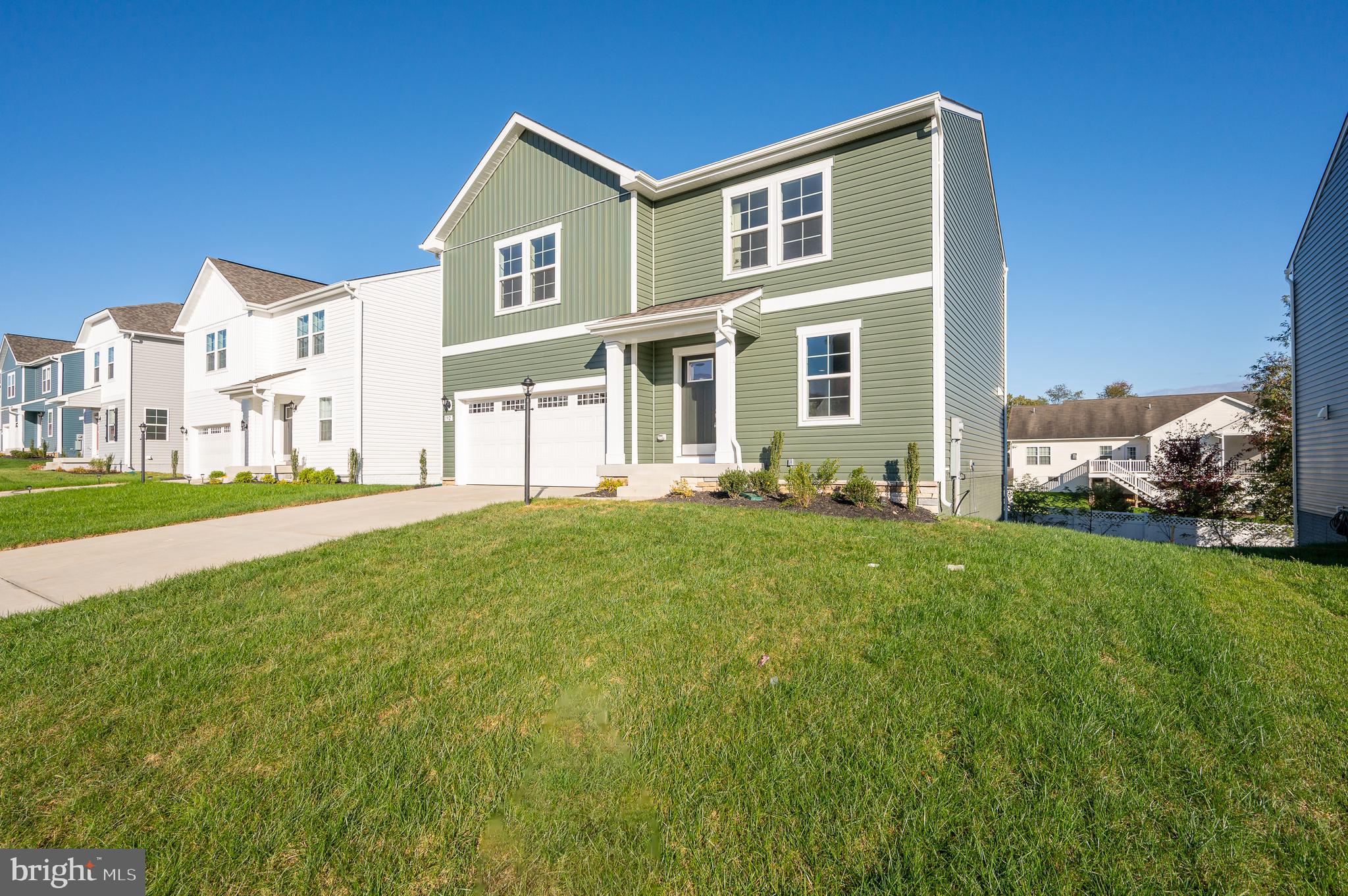 OVERLOOK AT RIVERSIDE - Residential Lease