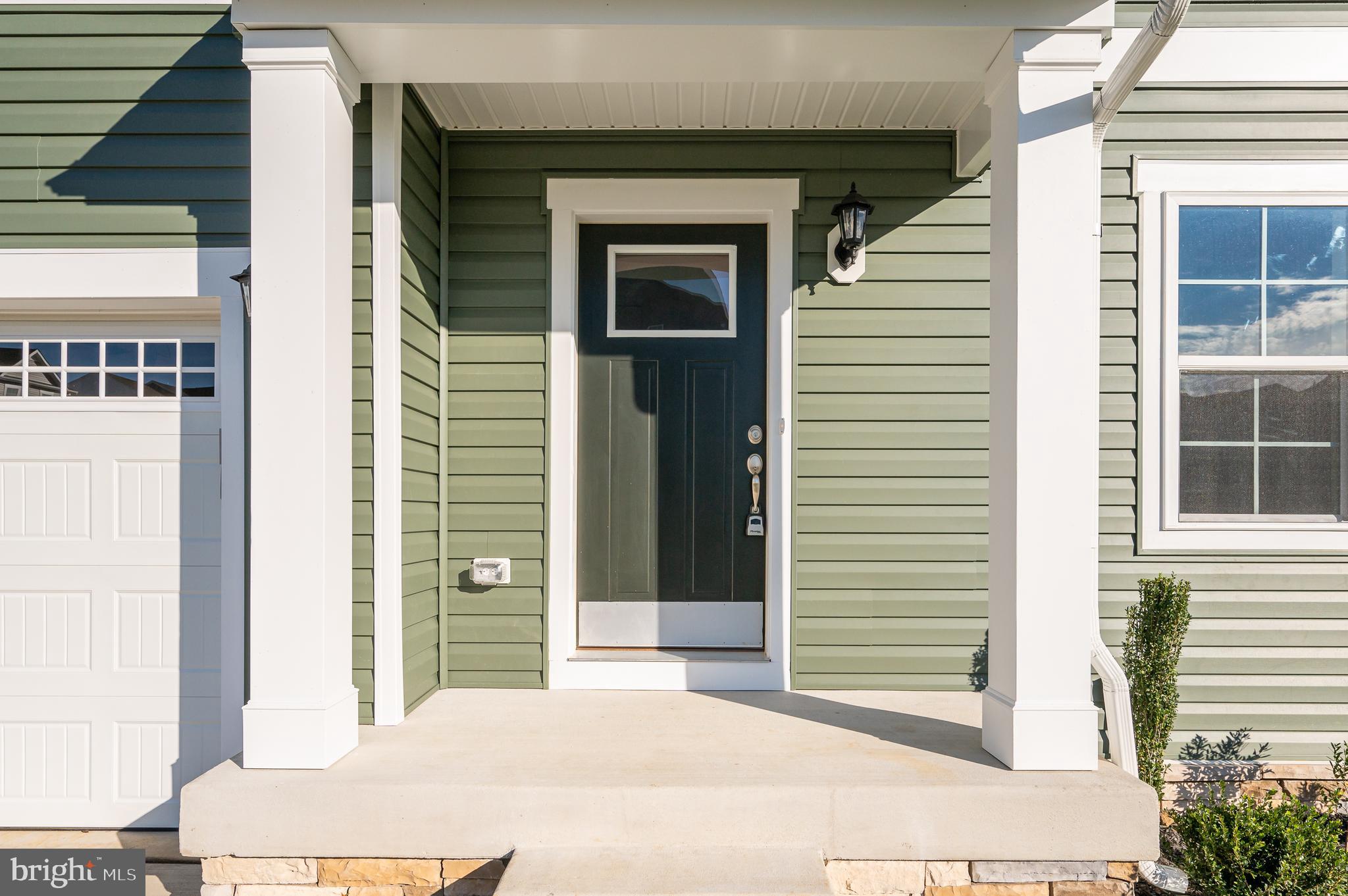 OVERLOOK AT RIVERSIDE - Residential Lease