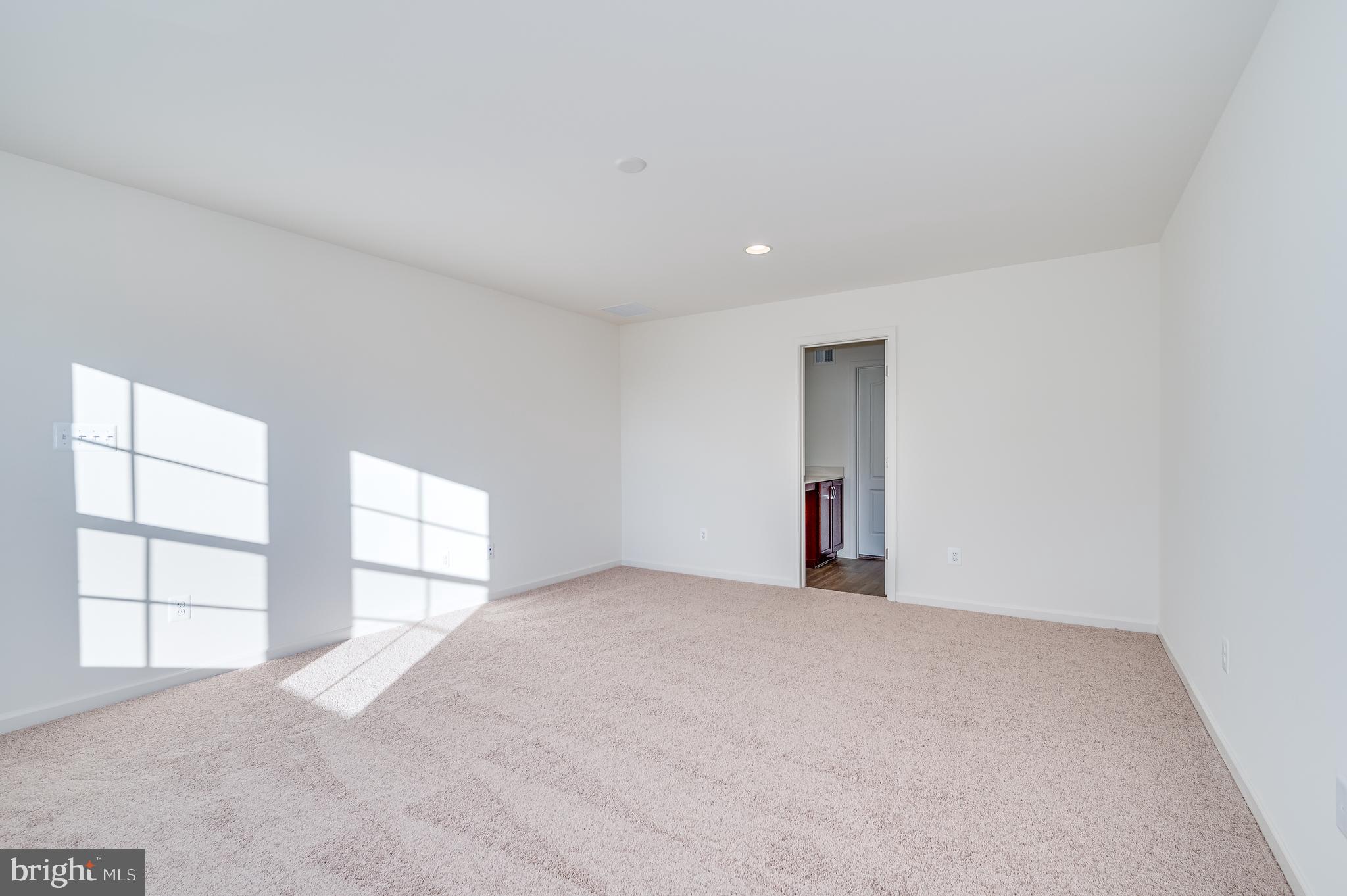 OVERLOOK AT RIVERSIDE - Residential Lease