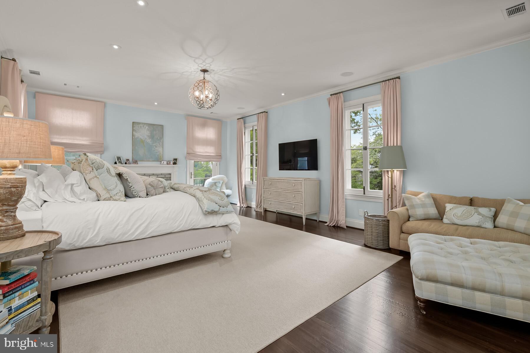 EDGEMOOR - Residential