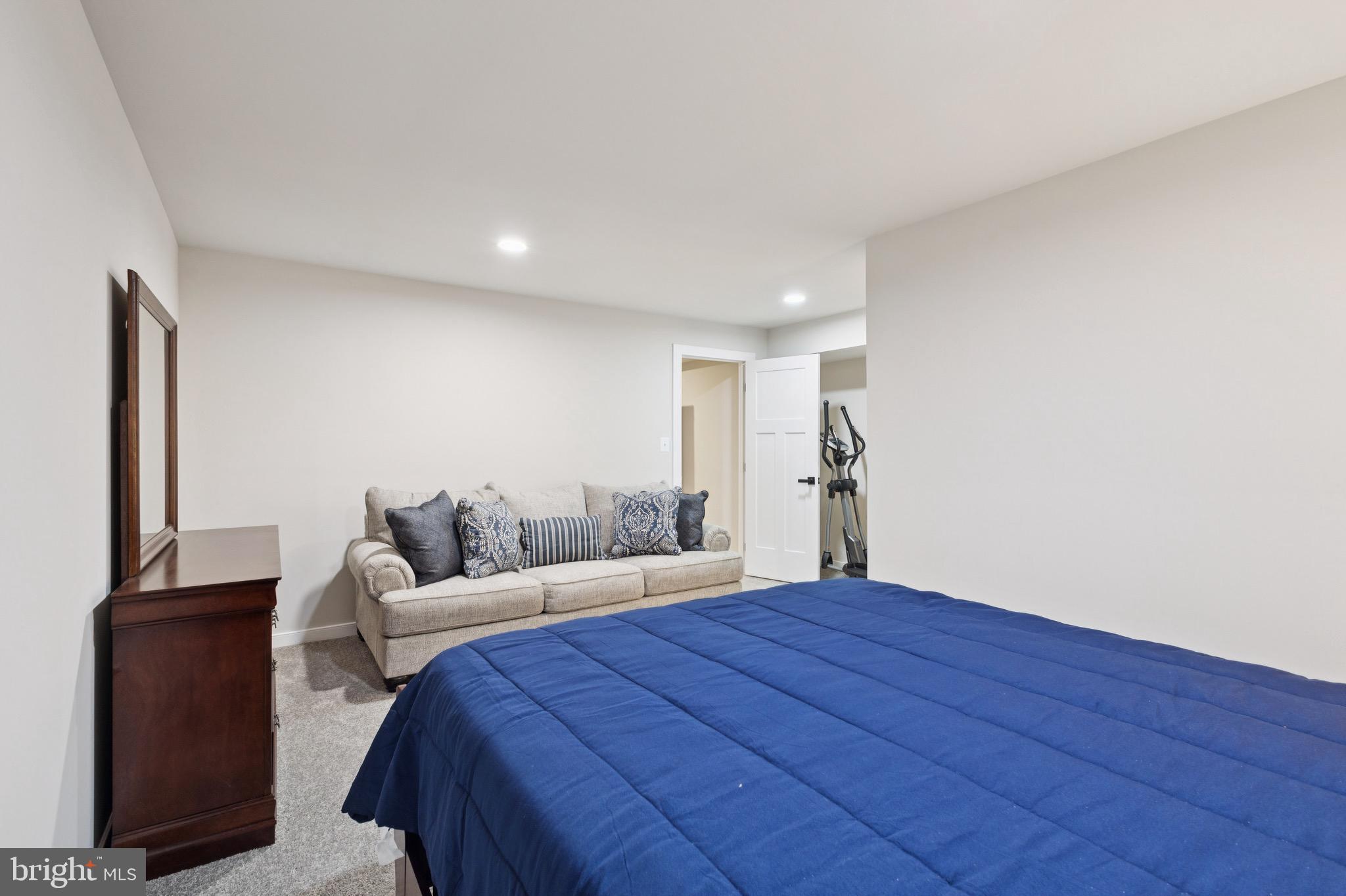 FAWN LAKE - Residential