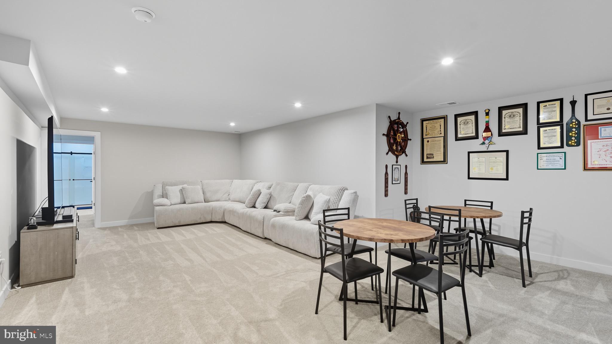 FAWN LAKE - Residential