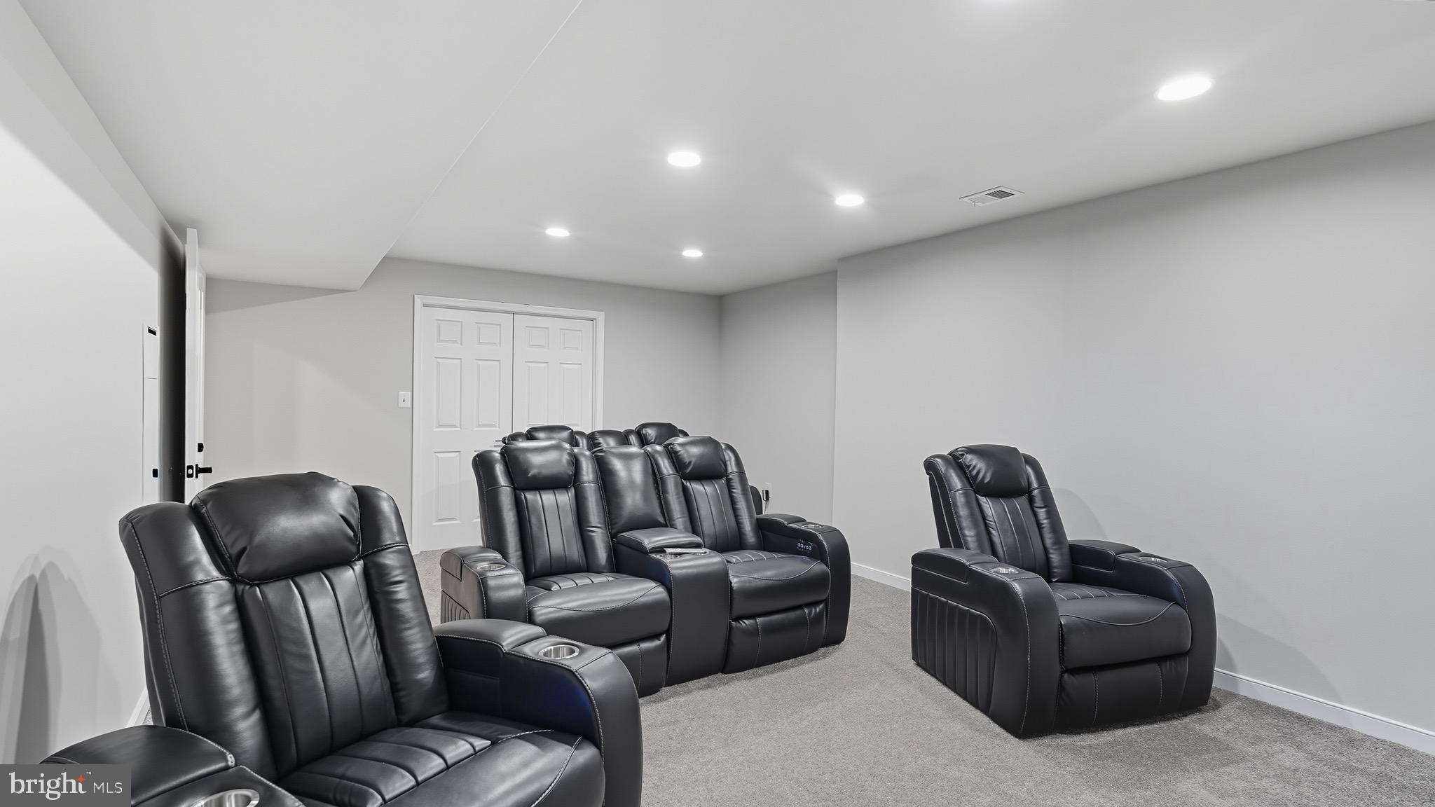 FAWN LAKE - Residential